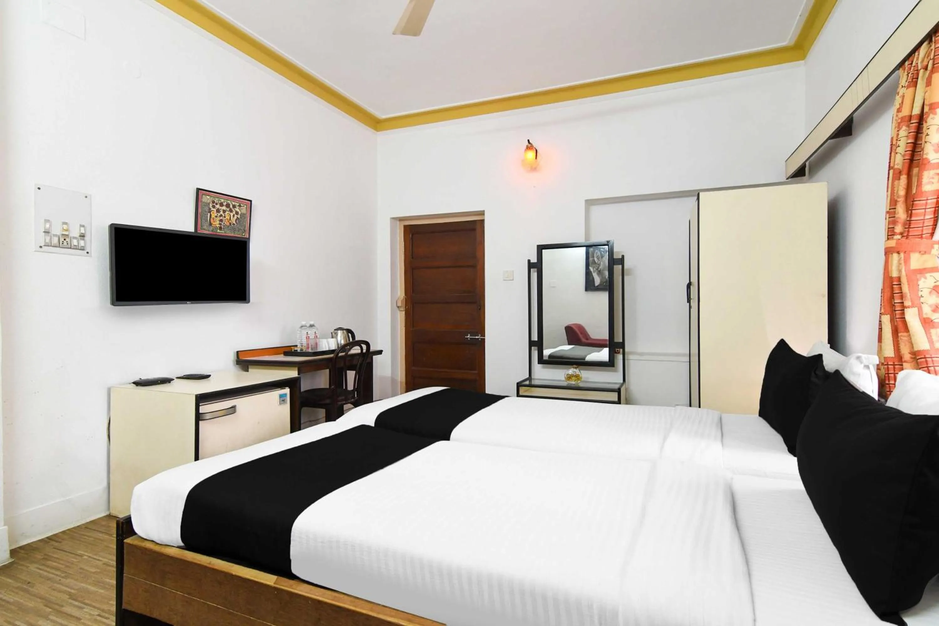 Bedroom, Bed in Hotel O Salt Lake Company Serviced