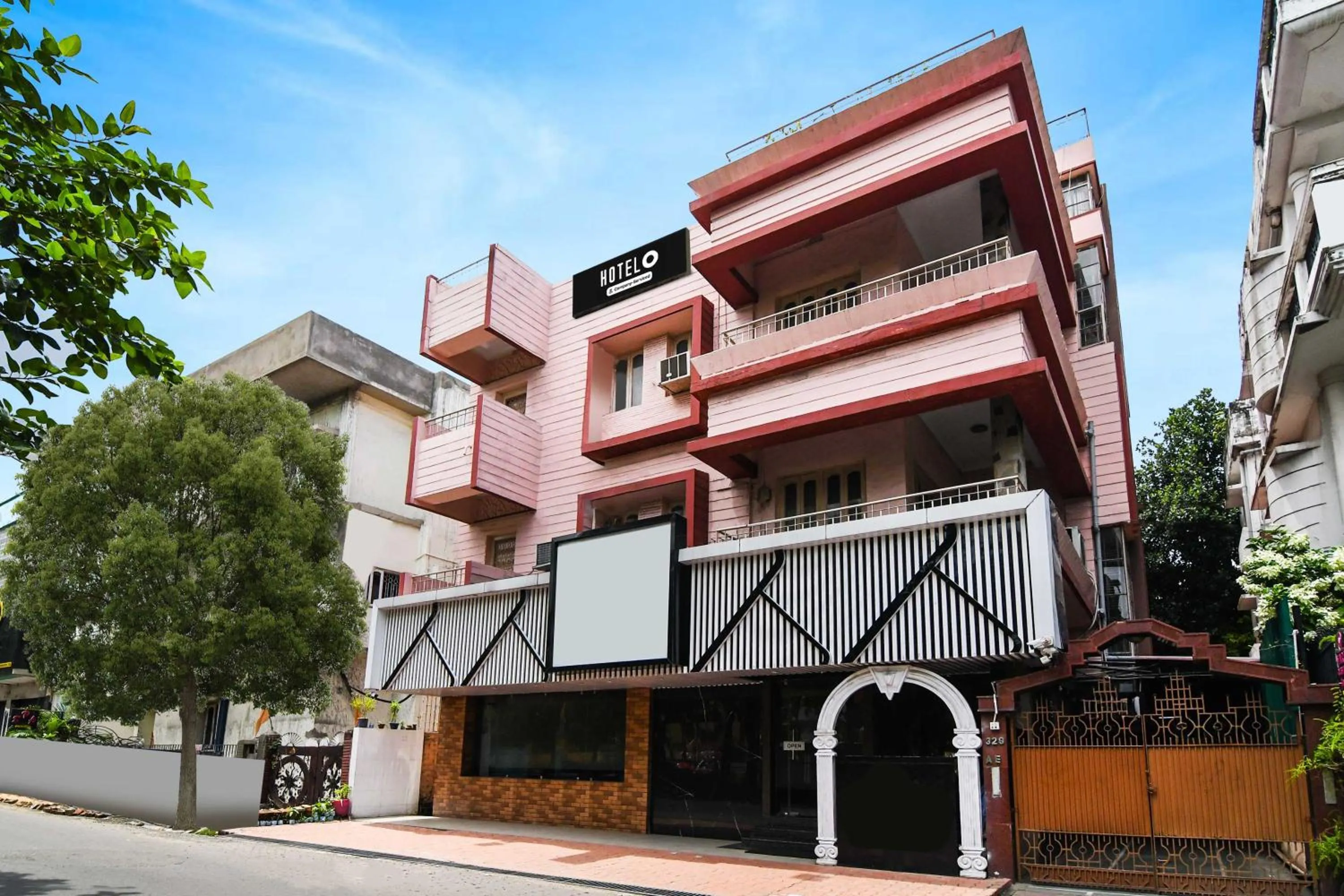 Facade/entrance in Hotel O Salt Lake Company Serviced
