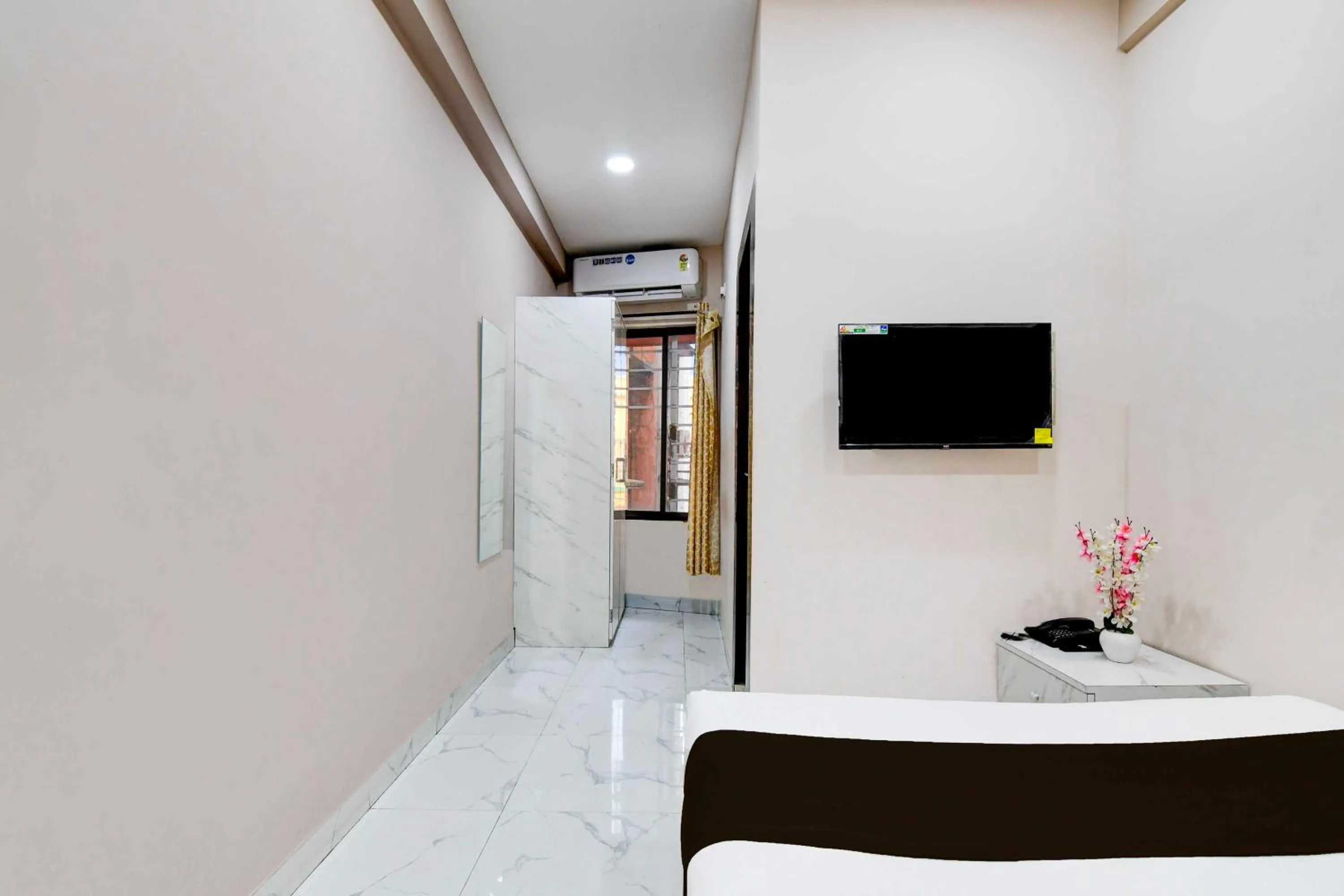 Bedroom, Bed in Collection O Marquis Street BK International
