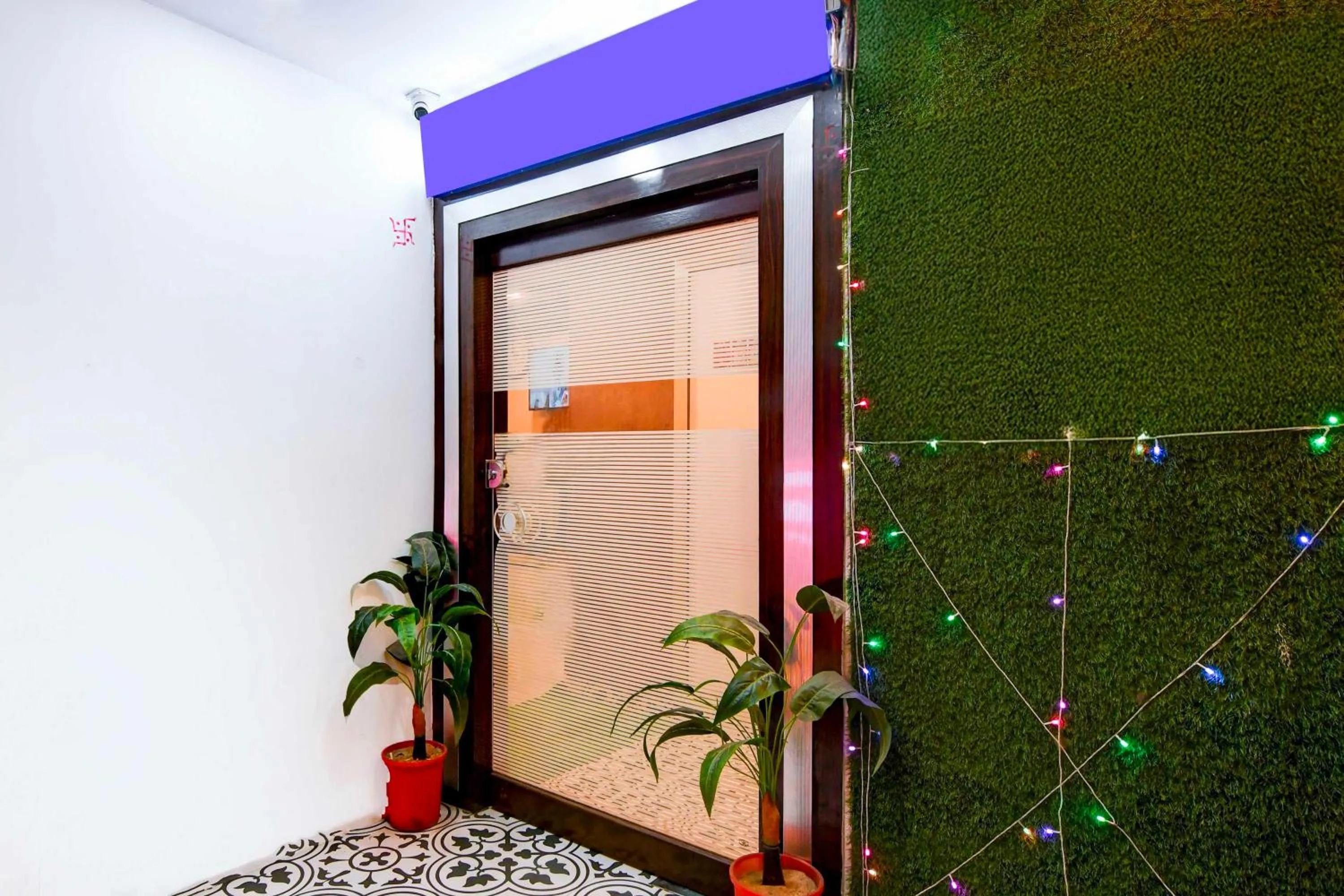 Facade/entrance in Collection O Marquis Street BK International