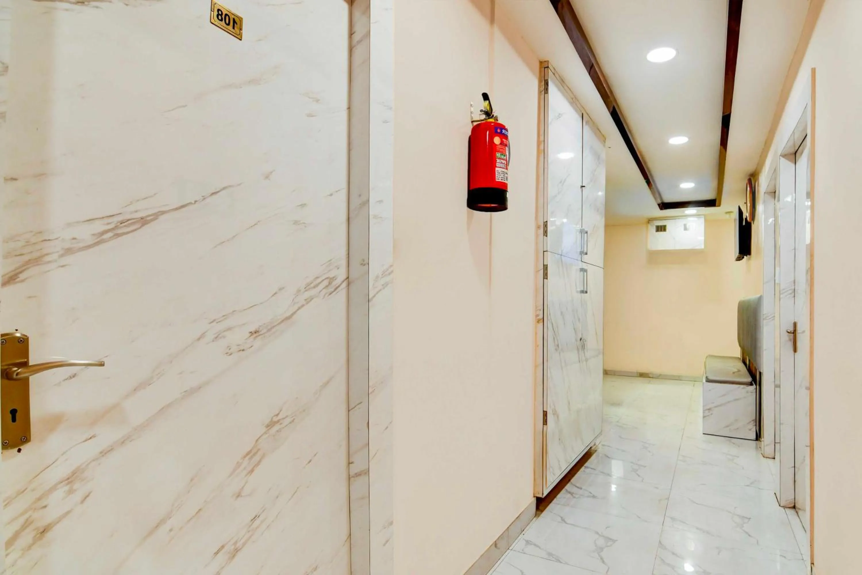 Lobby or reception in Collection O Marquis Street BK International