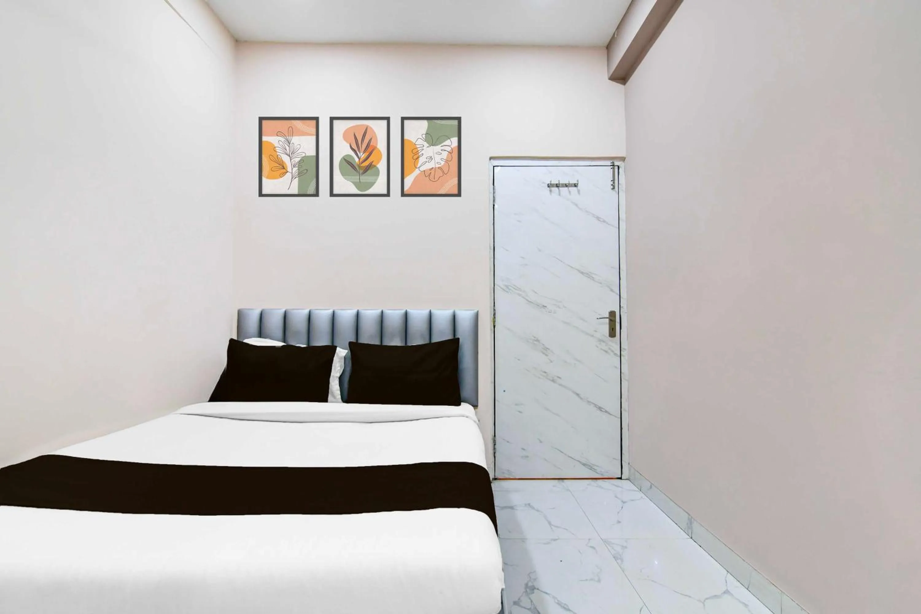 Bedroom, Bed in Collection O Marquis Street BK International