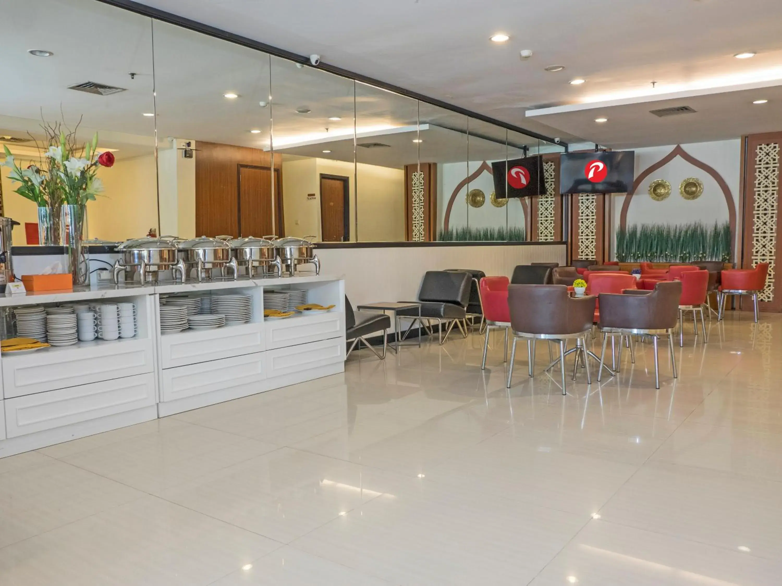 Restaurant/places to eat in d'primahotel Airport Jakarta 1 Restaurant/places to eat in d'primahotel Airport Jakarta 1