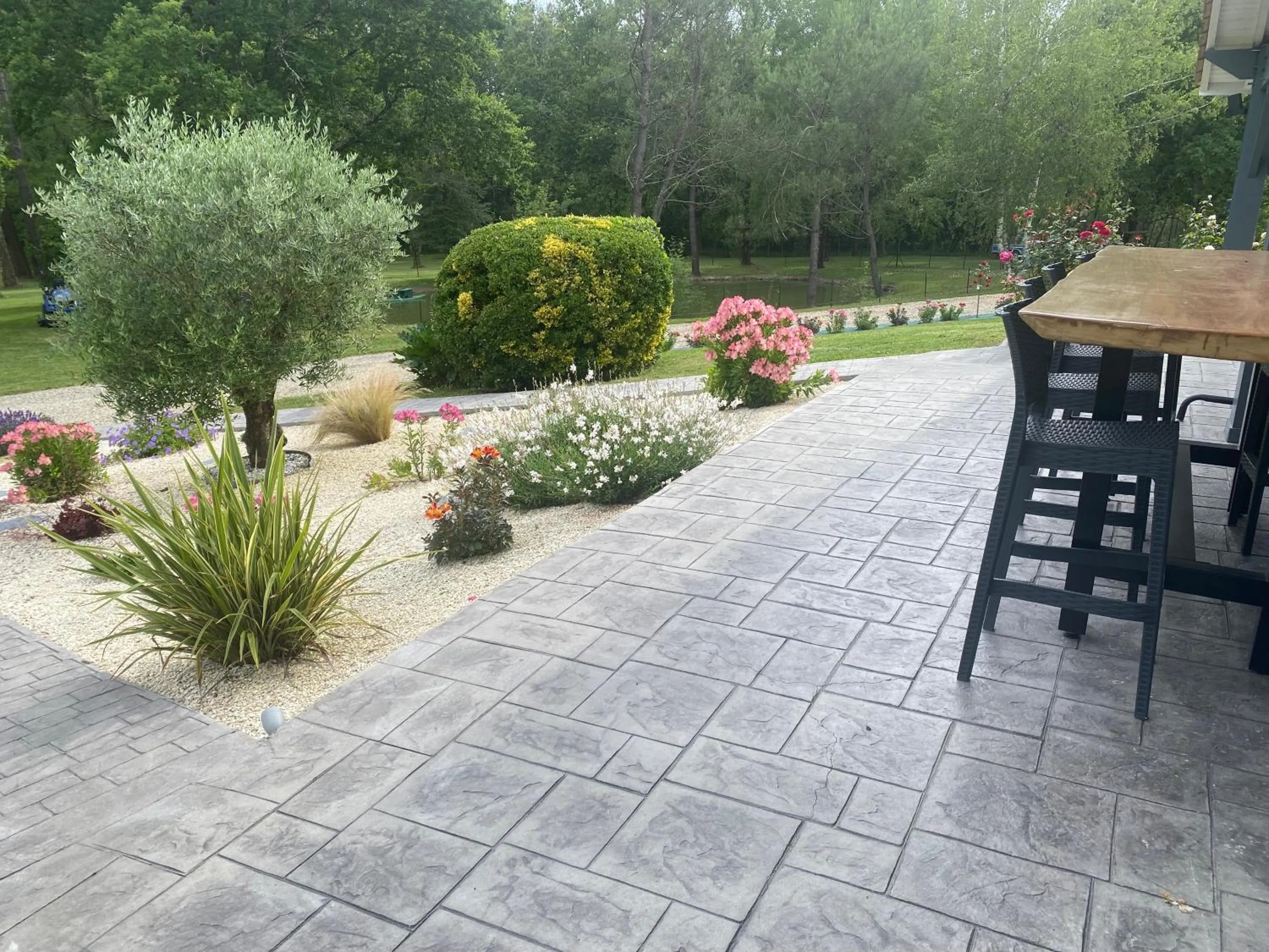 Spring in Les Pins Perdus