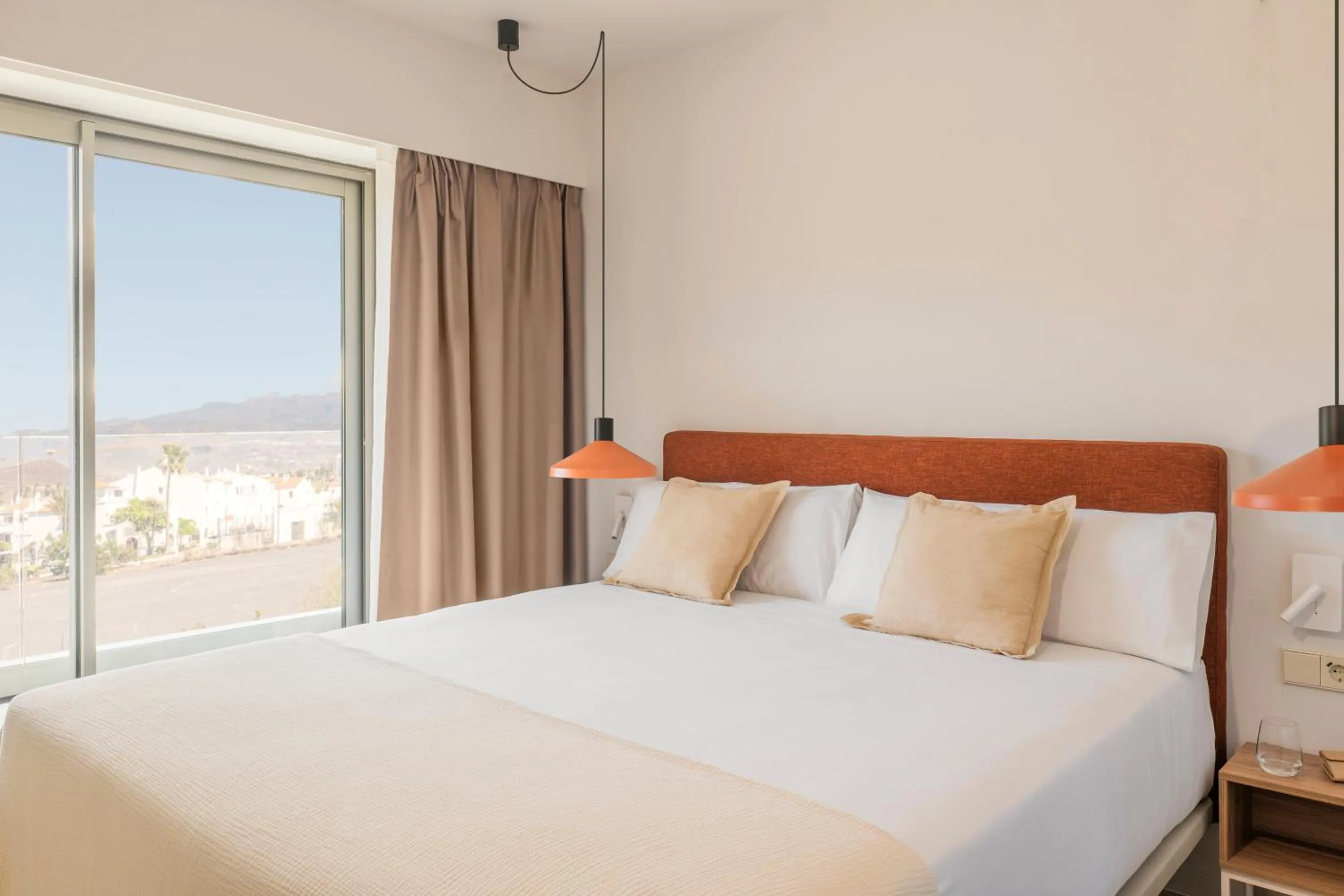 Bed in Kora Tigot