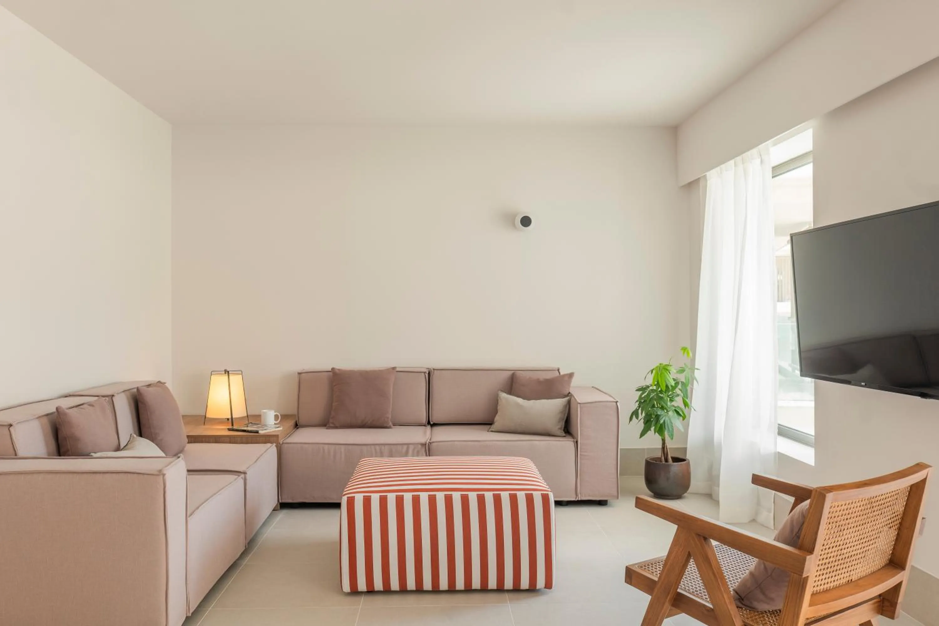 Living room in Kora Tigot