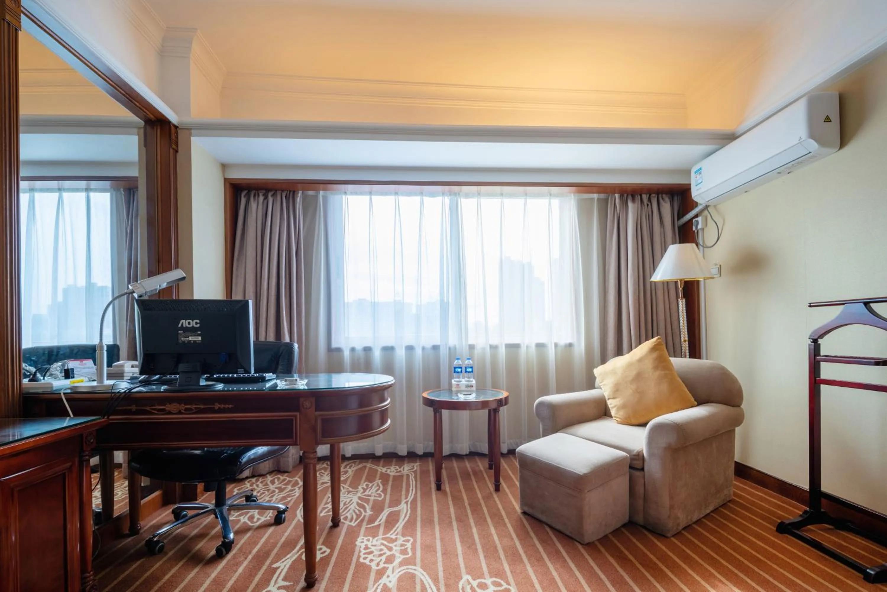 Photo of the whole room in Sunshine Holiday Hotel Fuzhou