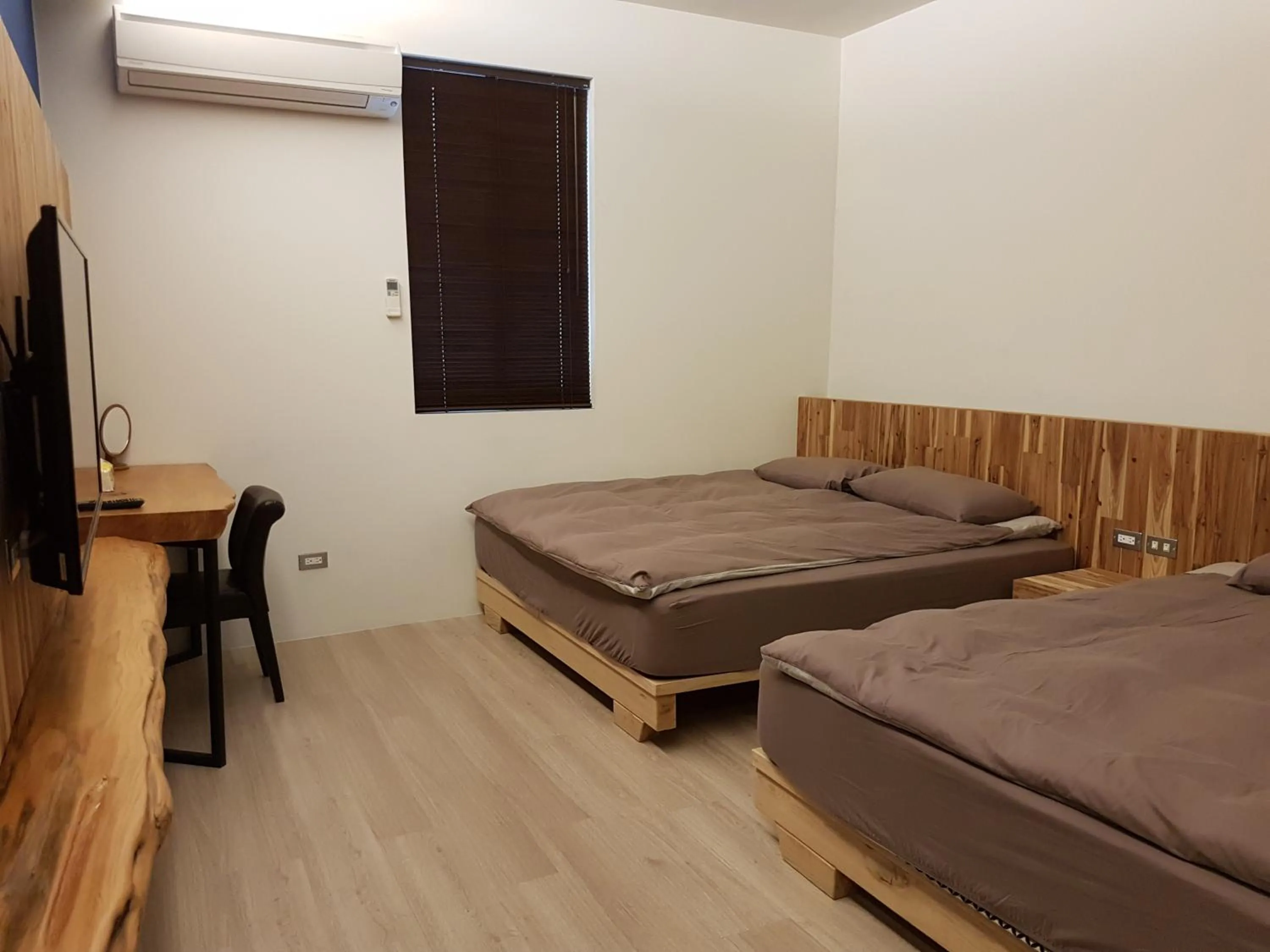 Photo of the whole room, Bed in Romeo B&B