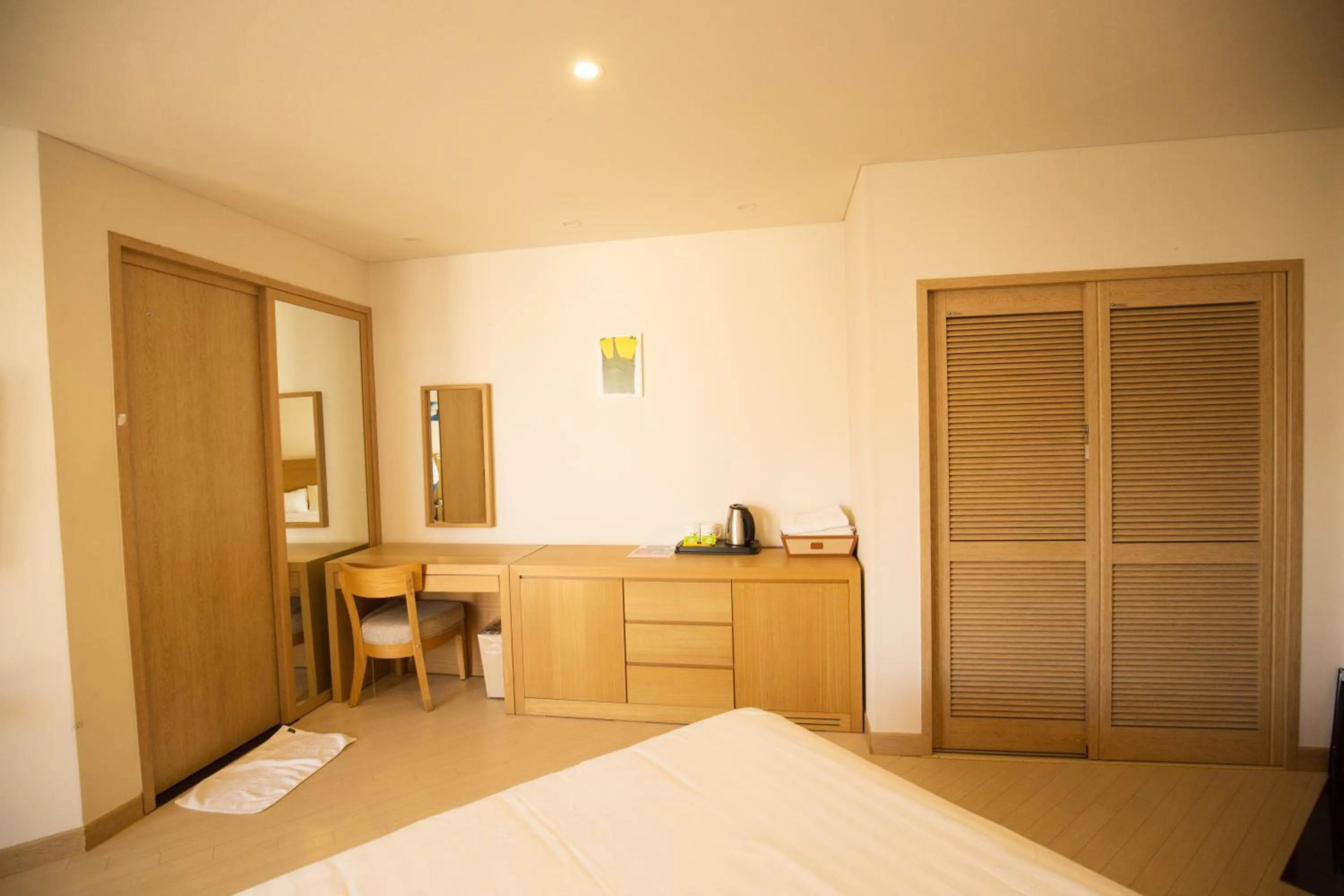 Area and facilities, Bed in BK Hotel Jeju