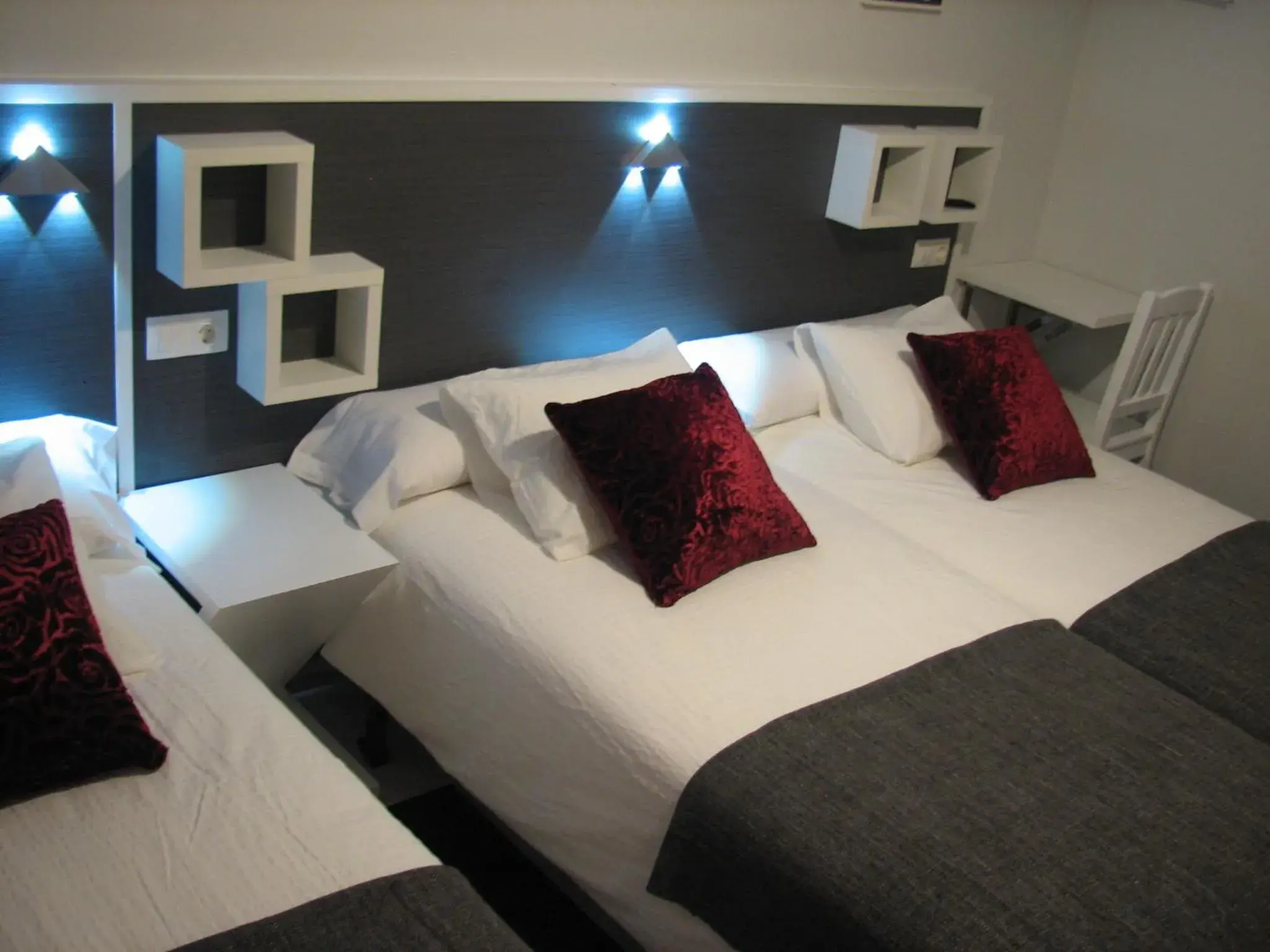 Triple Room with Private Bathroom in Hostal Meson do Loyo Triple Room with Private Bathroom in Hostal Meson do Loyo