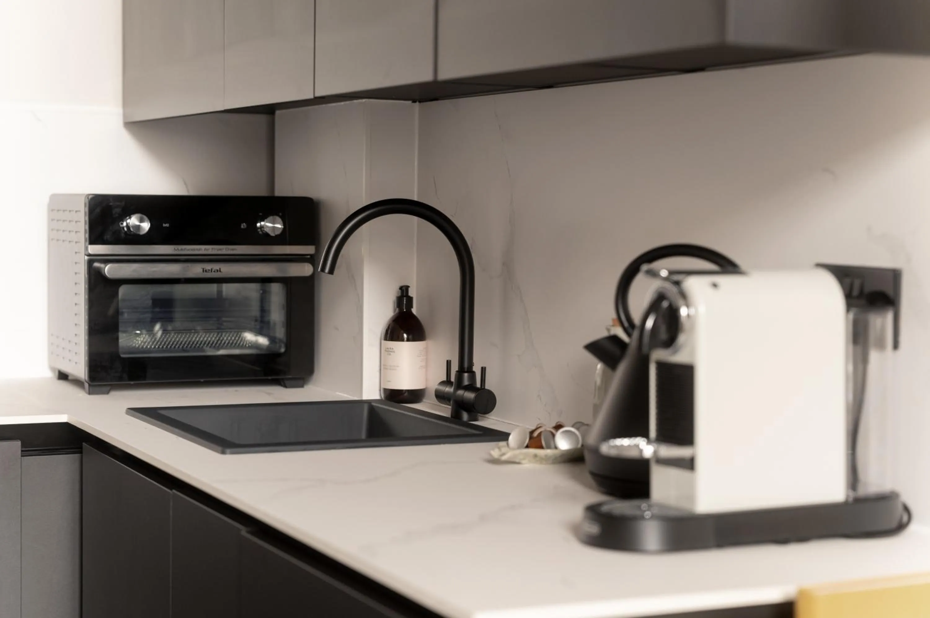Kitchen or kitchenette in Moment Blythswood St