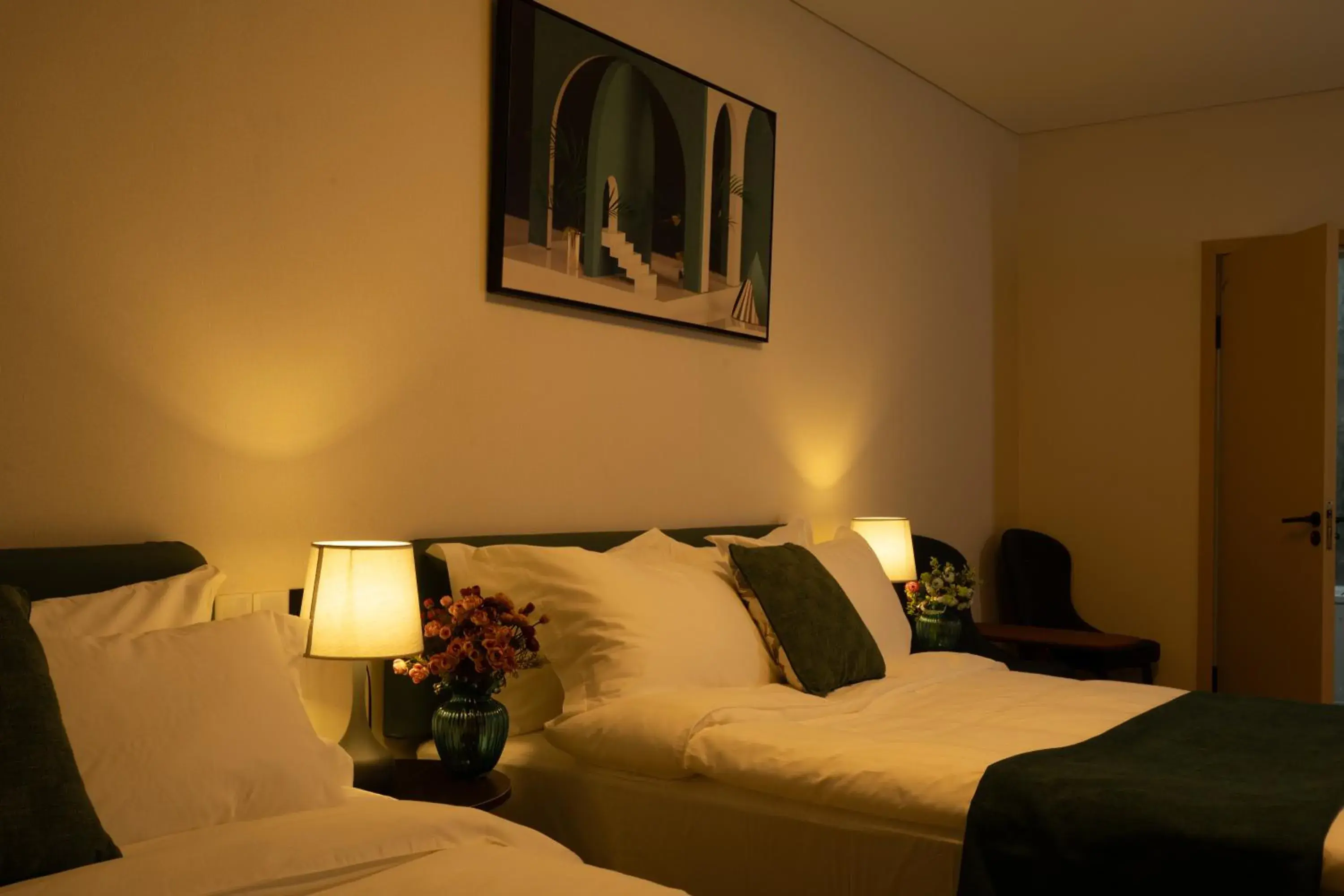Deluxe Twin Room in MSInternational Hotel Deluxe Twin Room in MSInternational Hotel
