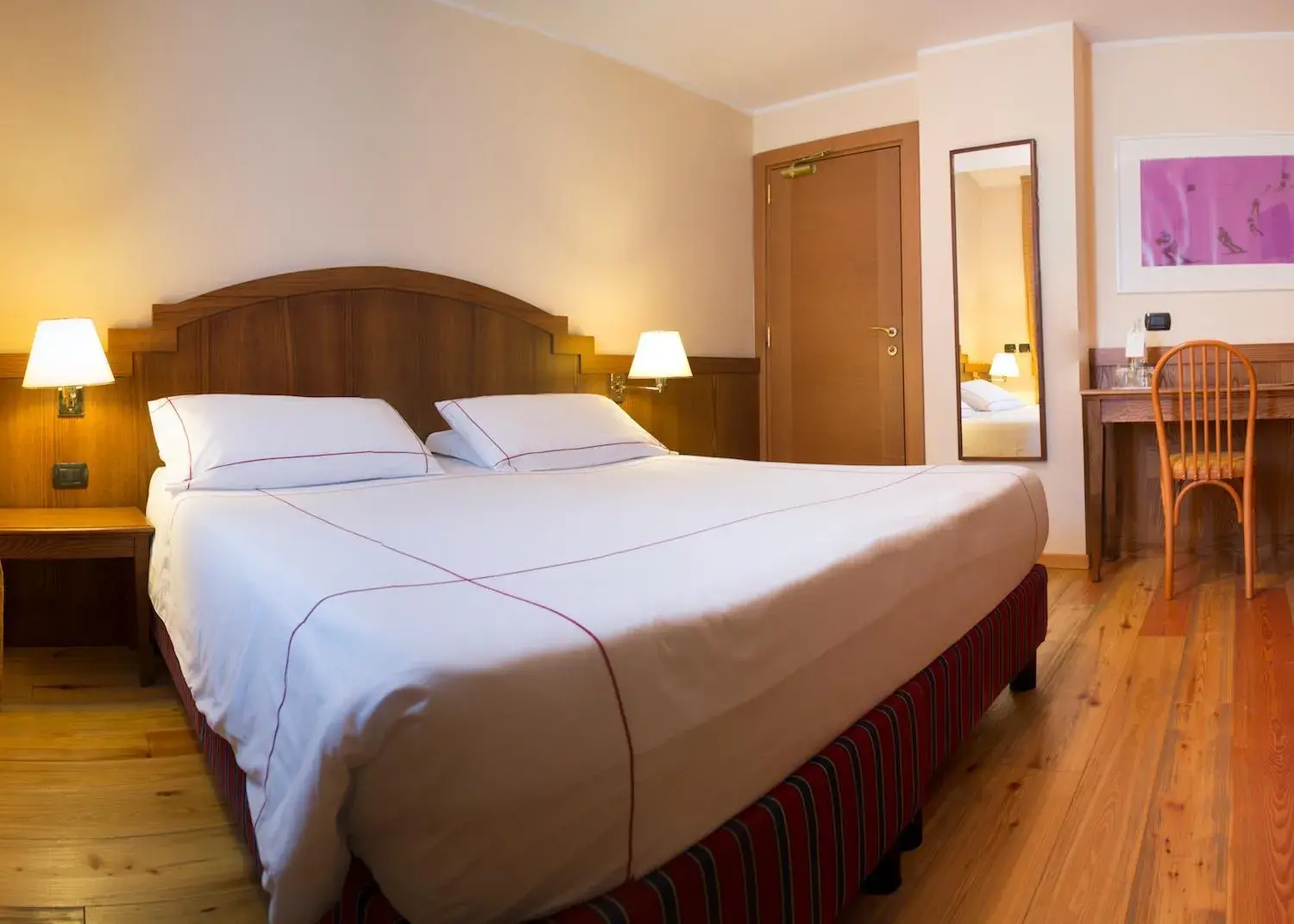 Economy Double or Twin Room - single occupancy in Cresta Et Duc Hotel Economy Double or Twin Room - single occupancy in Cresta Et Duc Hotel