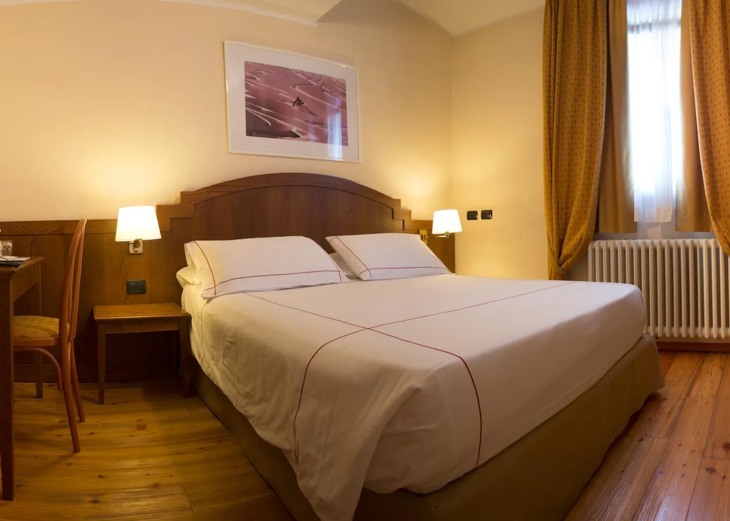 Bed in Cresta Et Duc Hotel