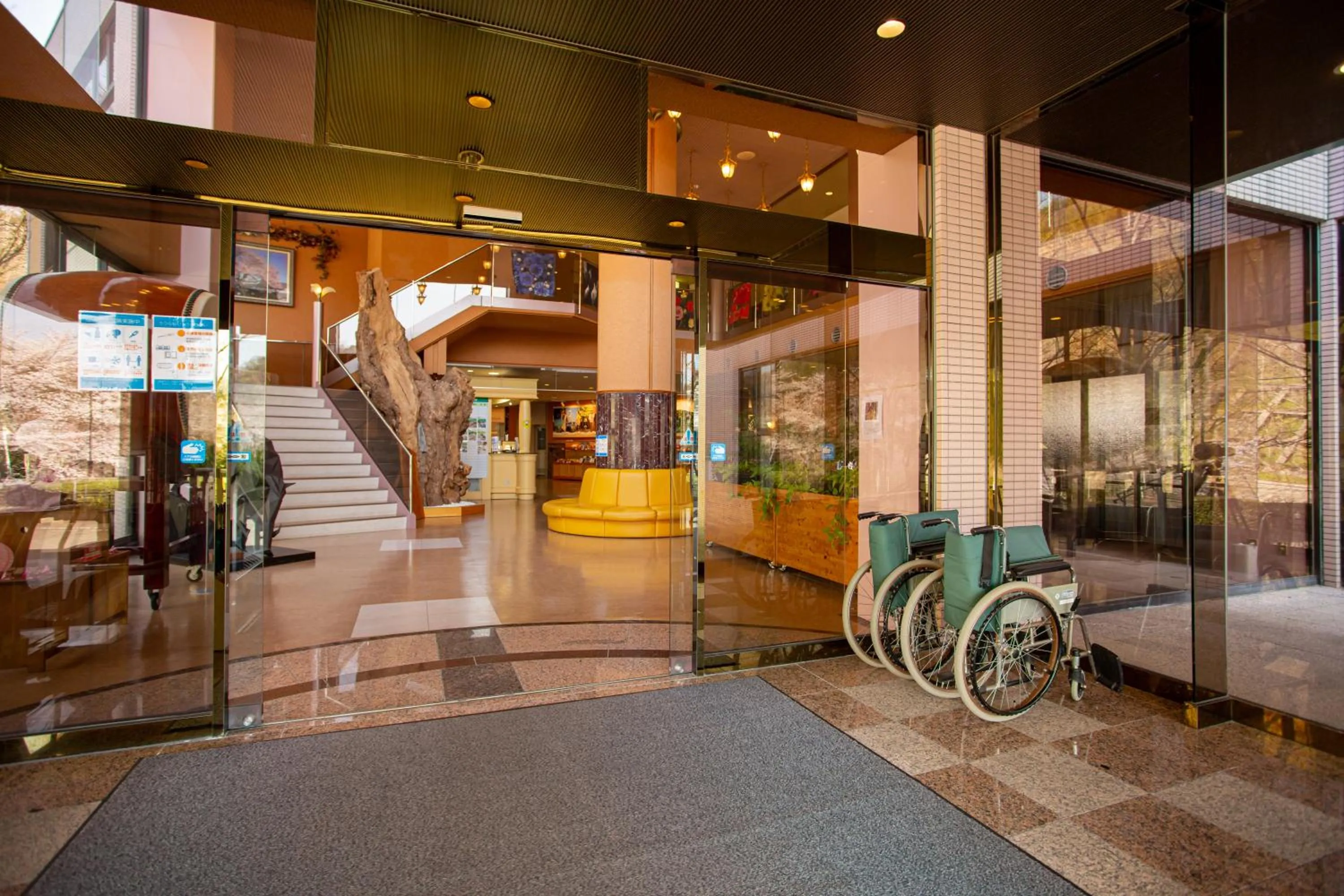 Facade/entrance in Hotel Second Stage