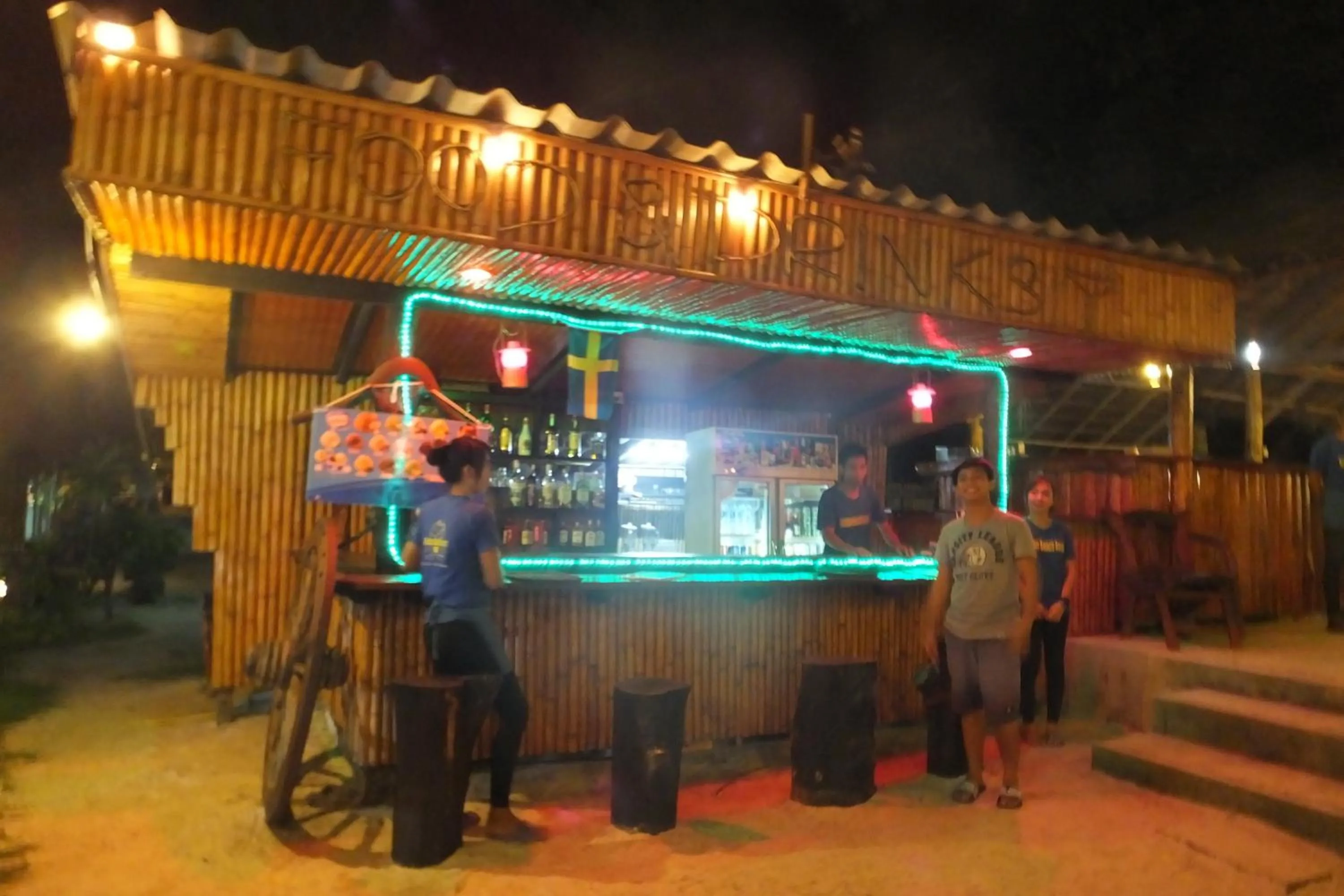 Restaurant/places to eat in Kradan Beach Resort