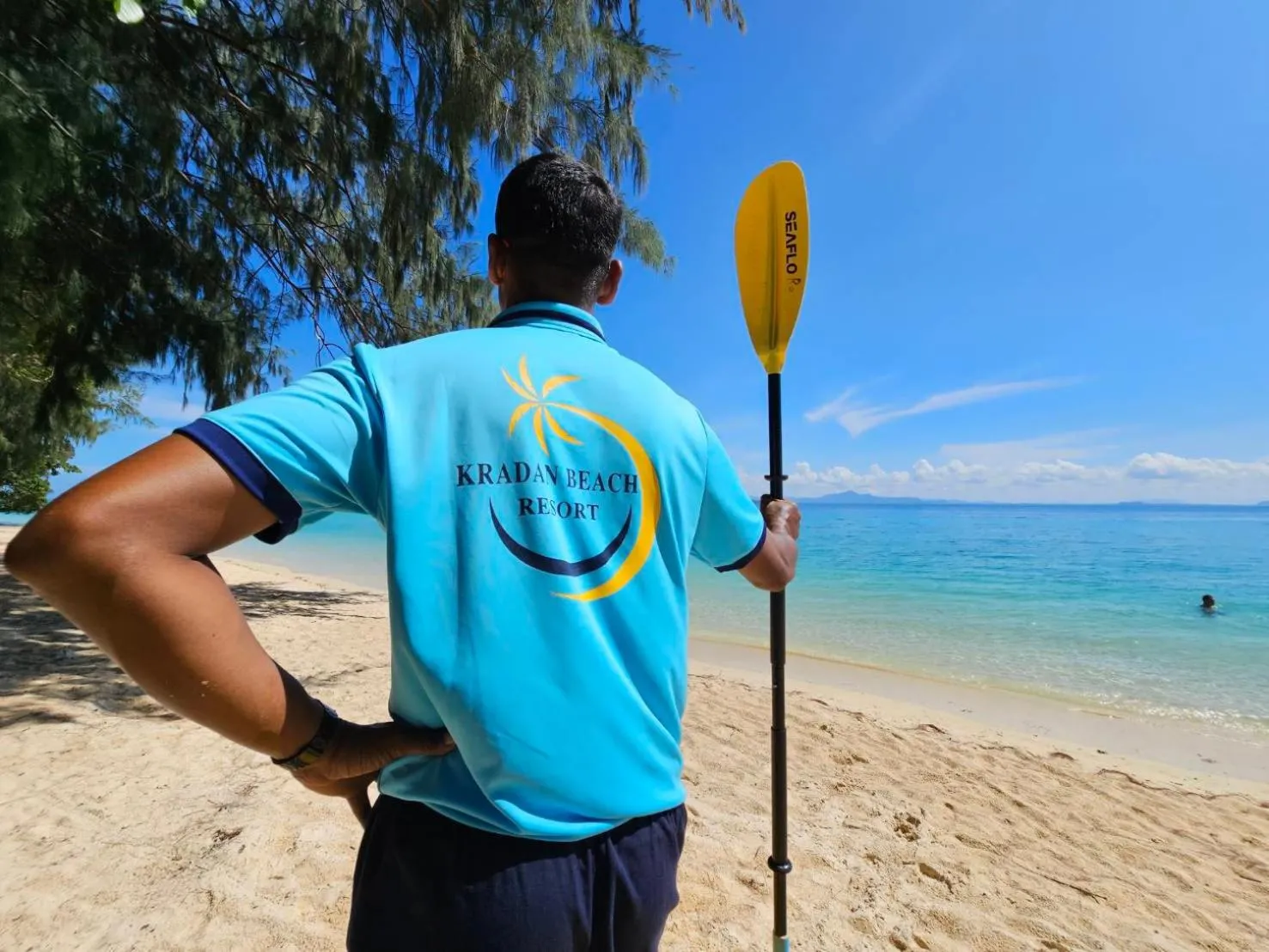 Staff in Kradan Beach Resort