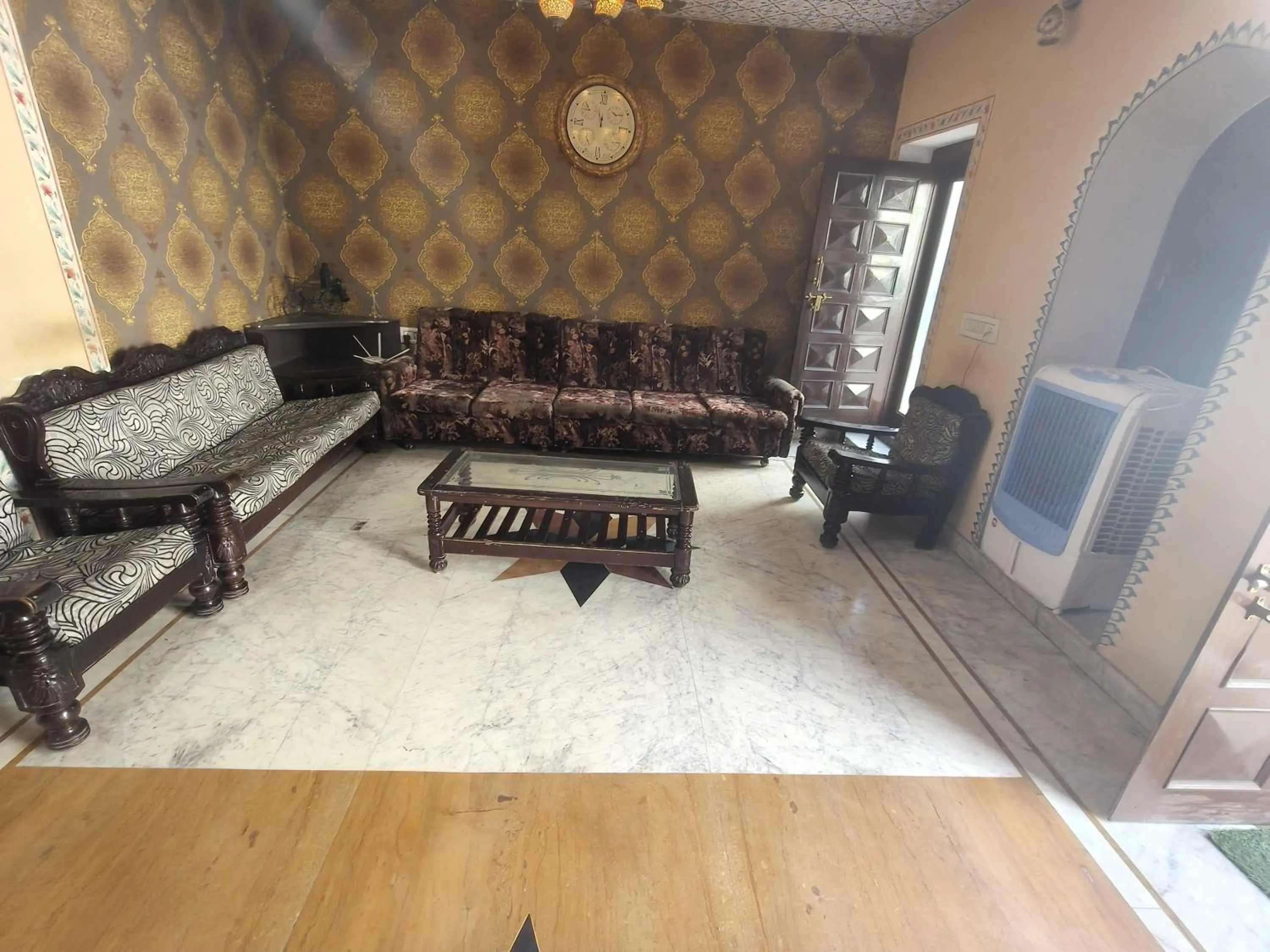 Lobby or reception in Collection O Jal Mahal Jaipur Formerly Little Ganesha Inn