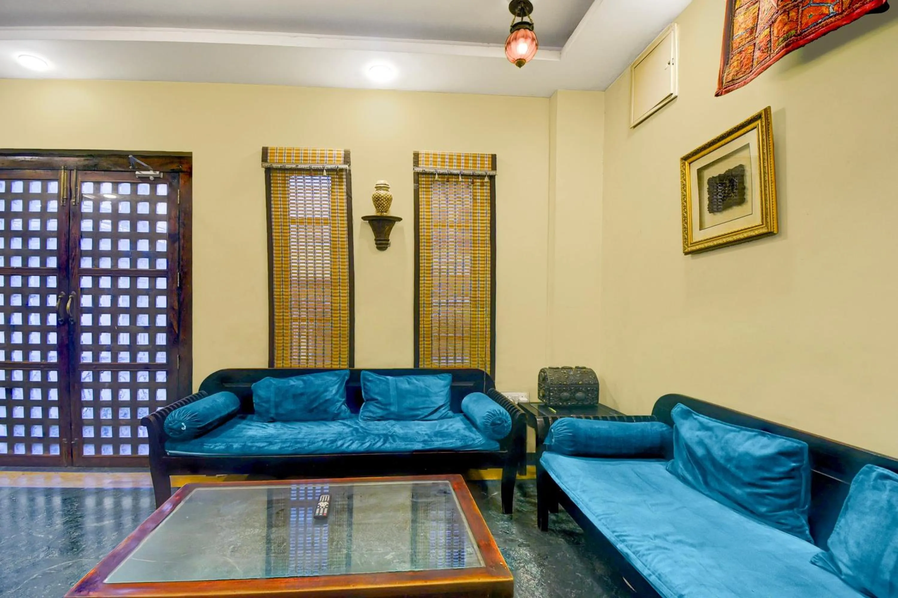 Lobby or reception in Collection O Jal Mahal Jaipur Formerly Little Ganesha Inn