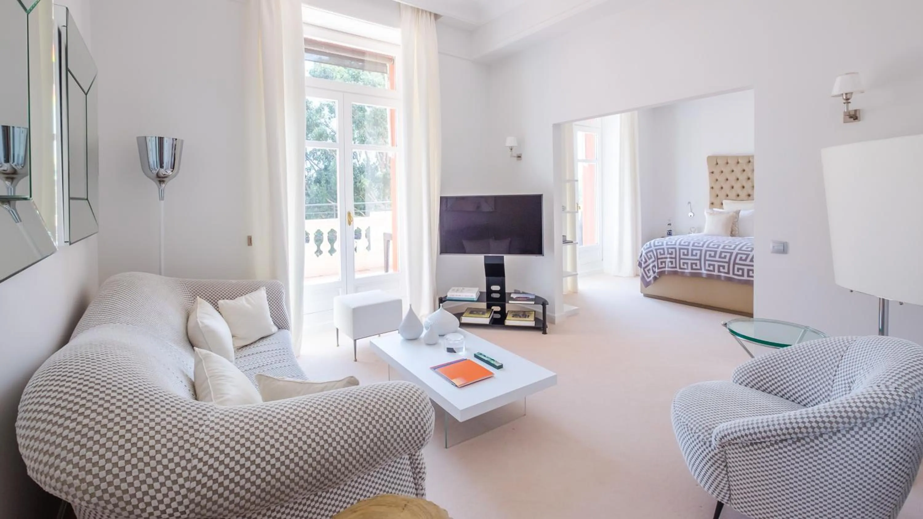 Bedroom, Bed in COMO Le Beauvallon - Golfe de Saint-Tropez