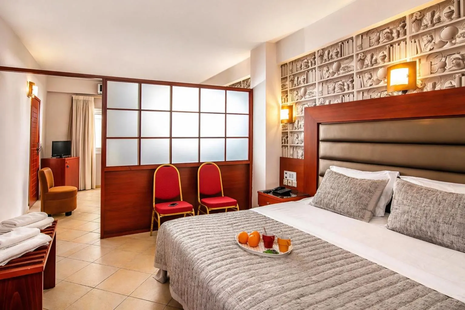Photo of the whole room, Bed in City Life Port Hotel