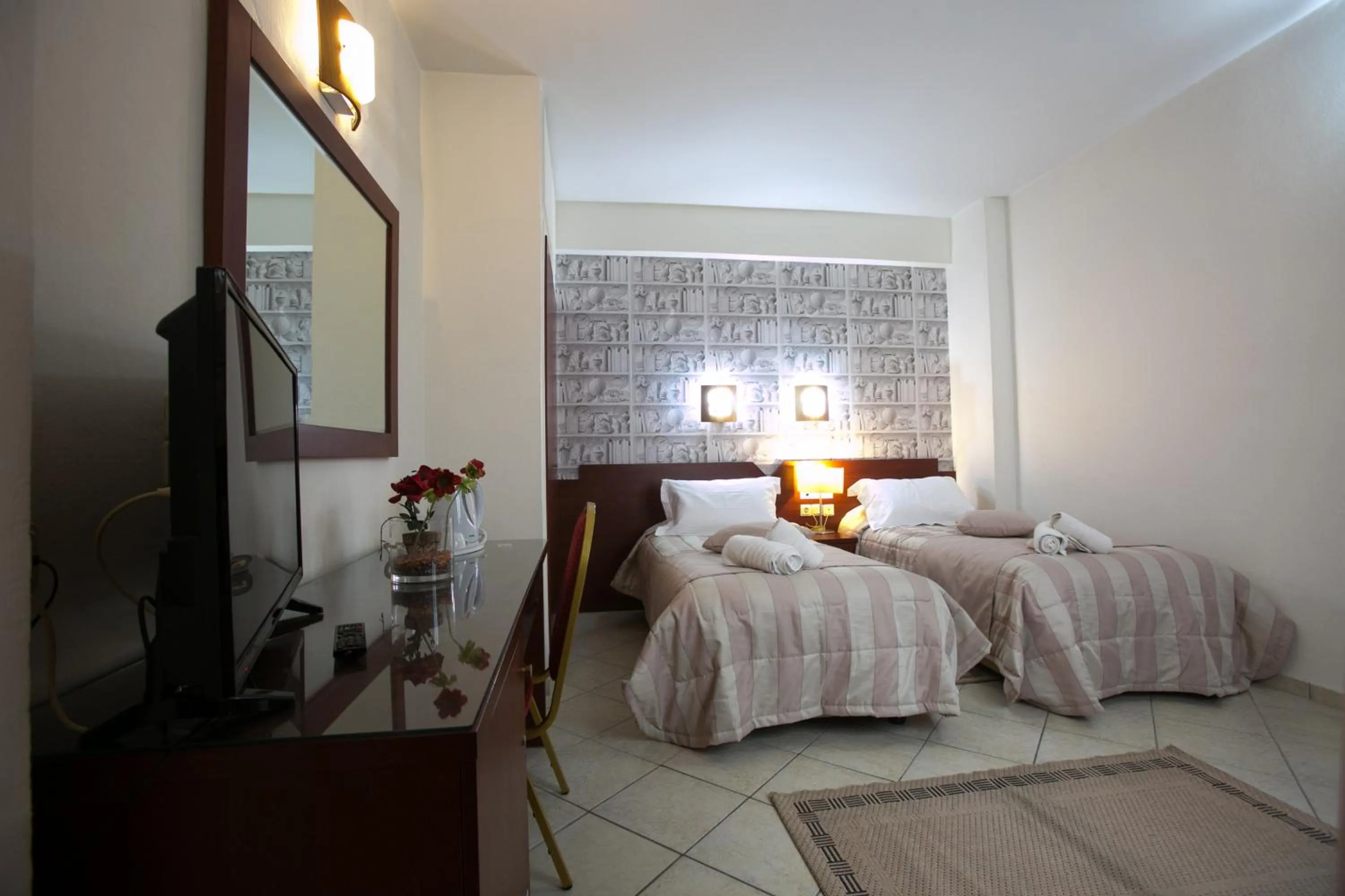 Bed in City Life Port Hotel