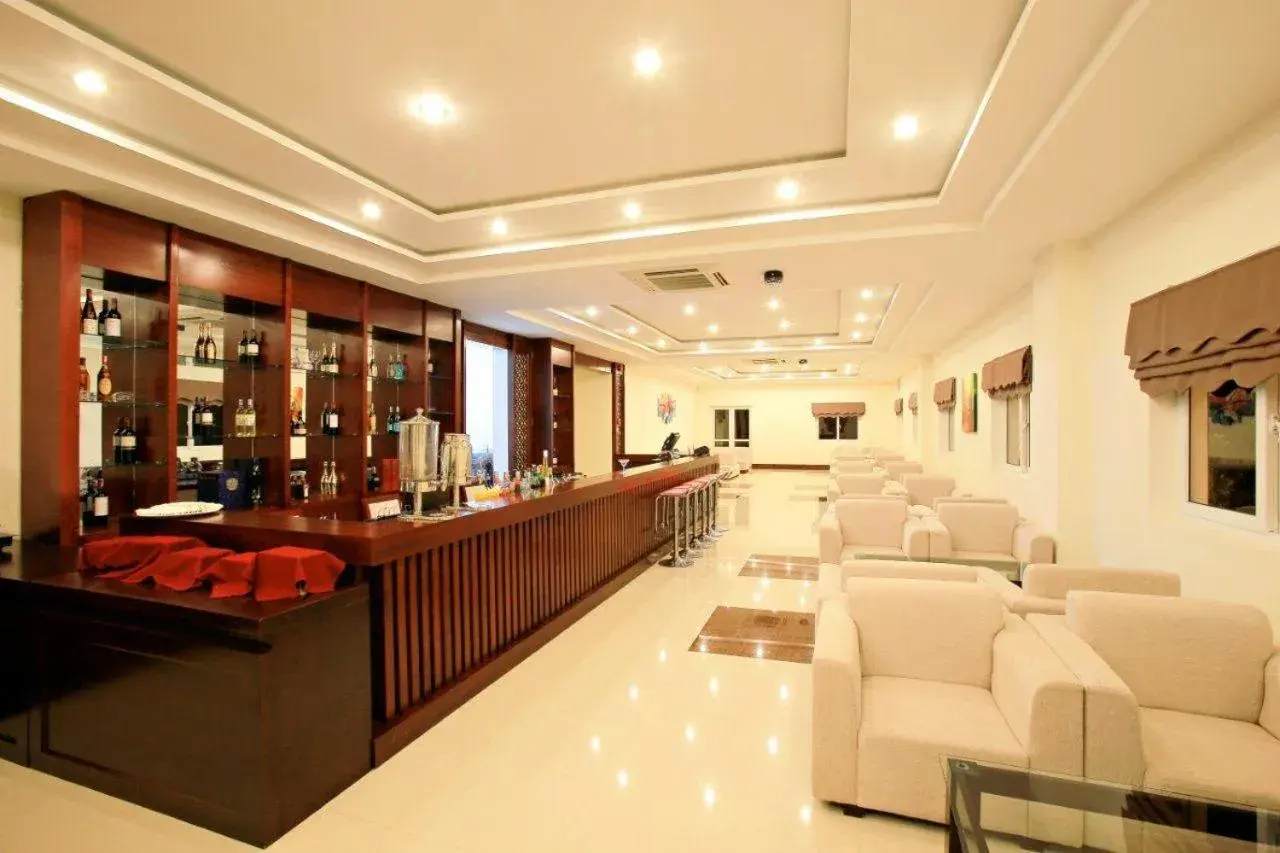 Restaurant/places to eat in Ban Thach Riverside Hotel & Resort Restaurant/places to eat in Ban Thach Riverside Hotel & Resort