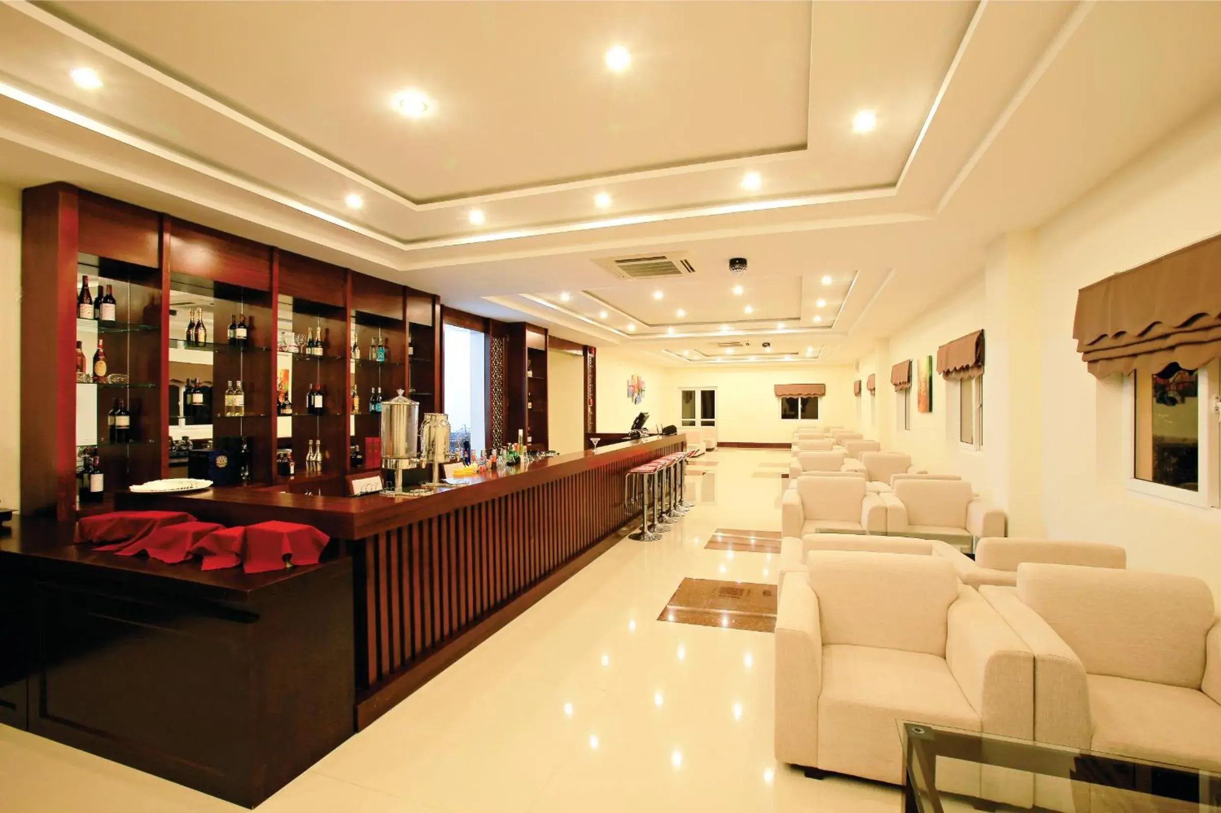 Lounge or bar in Ban Thach Riverside Hotel & Resort Lounge or bar in Ban Thach Riverside Hotel & Resort