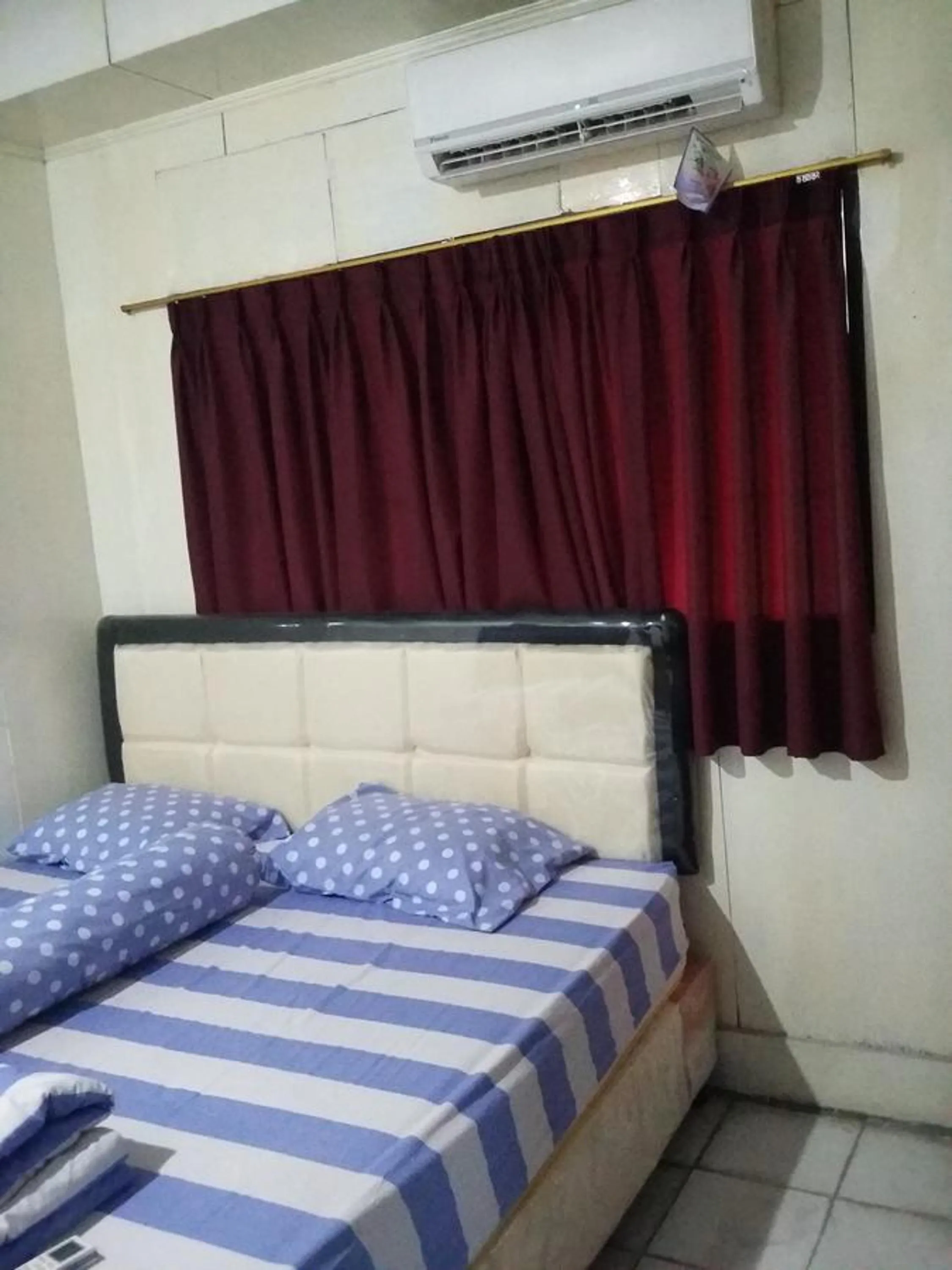 Bed in Mayestik Guest House Syariah