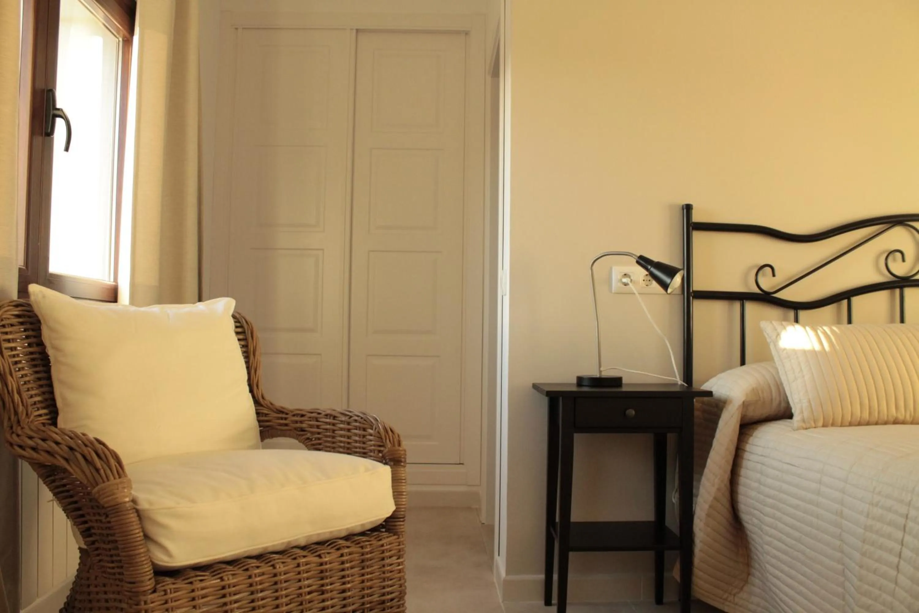 Day, Bed in Hostal Landhaus