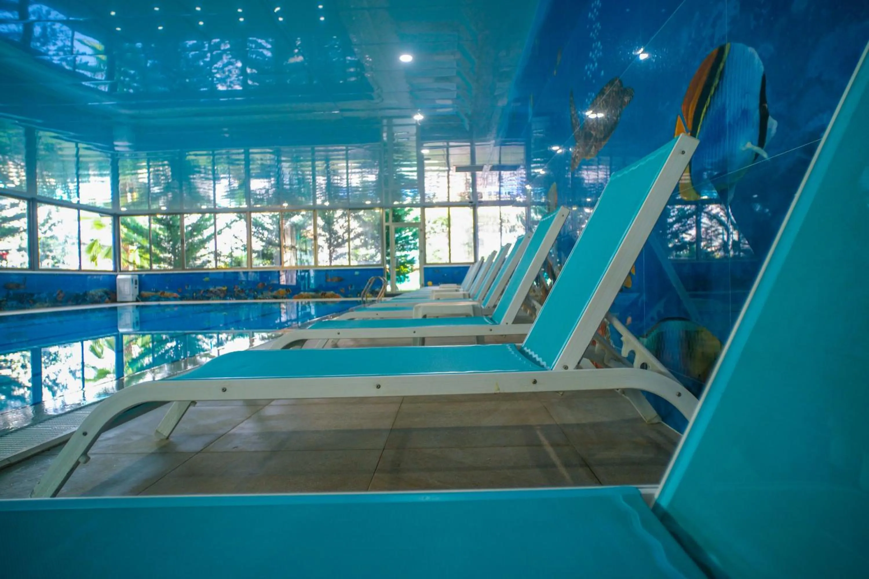 Swimming pool in Graf Victor Apart Hotel