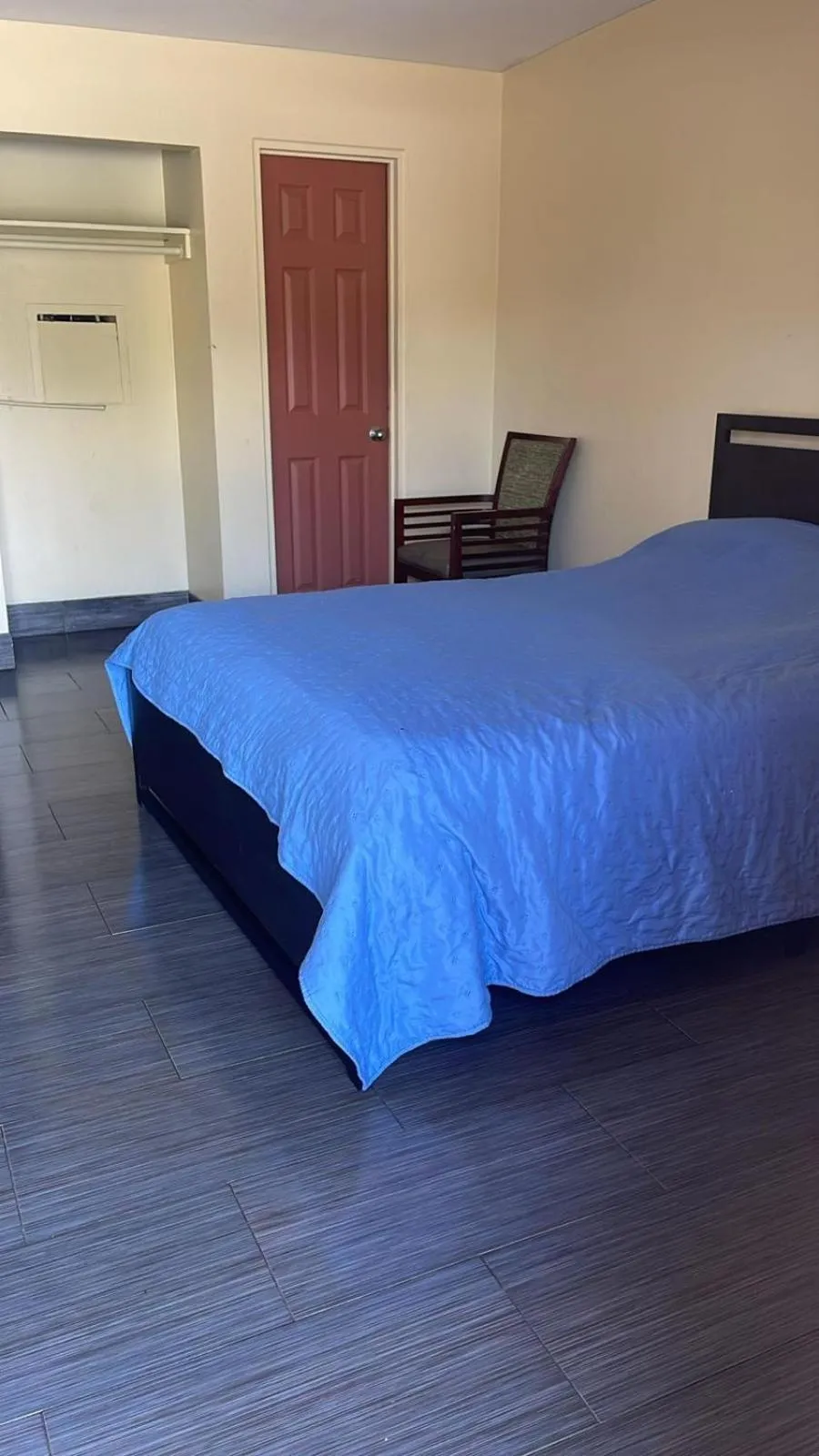 Slumberland Motel