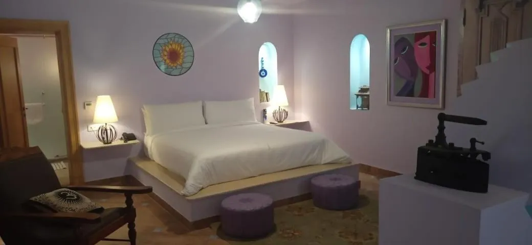 Bed in Lazib Inn Resort & Spa