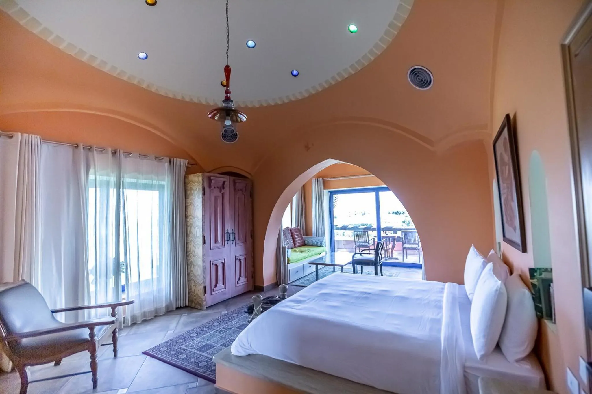 Bed in Lazib Inn Resort & Spa
