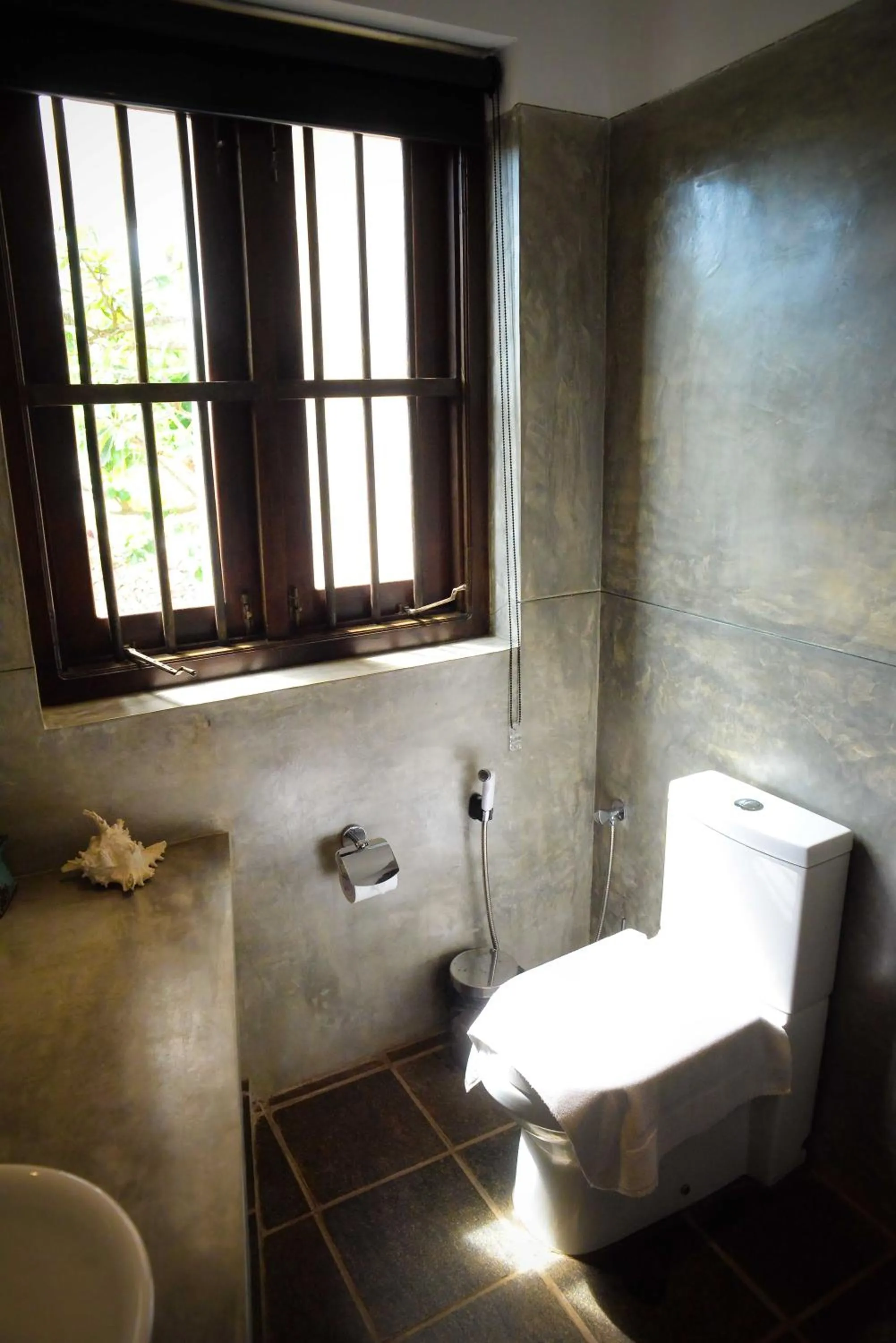 Bathroom in Kingfisher