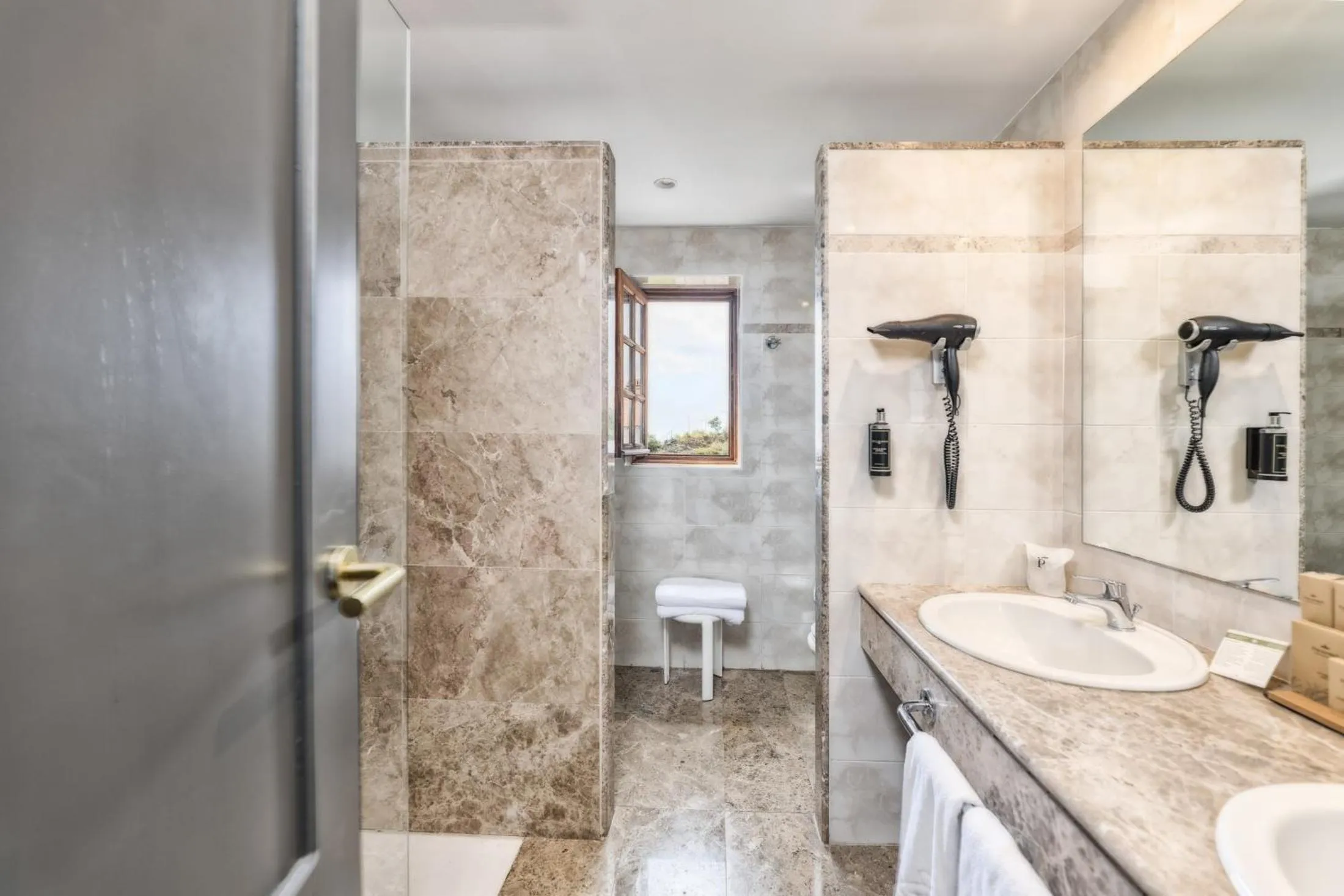 Bathroom in Parador de La Palma