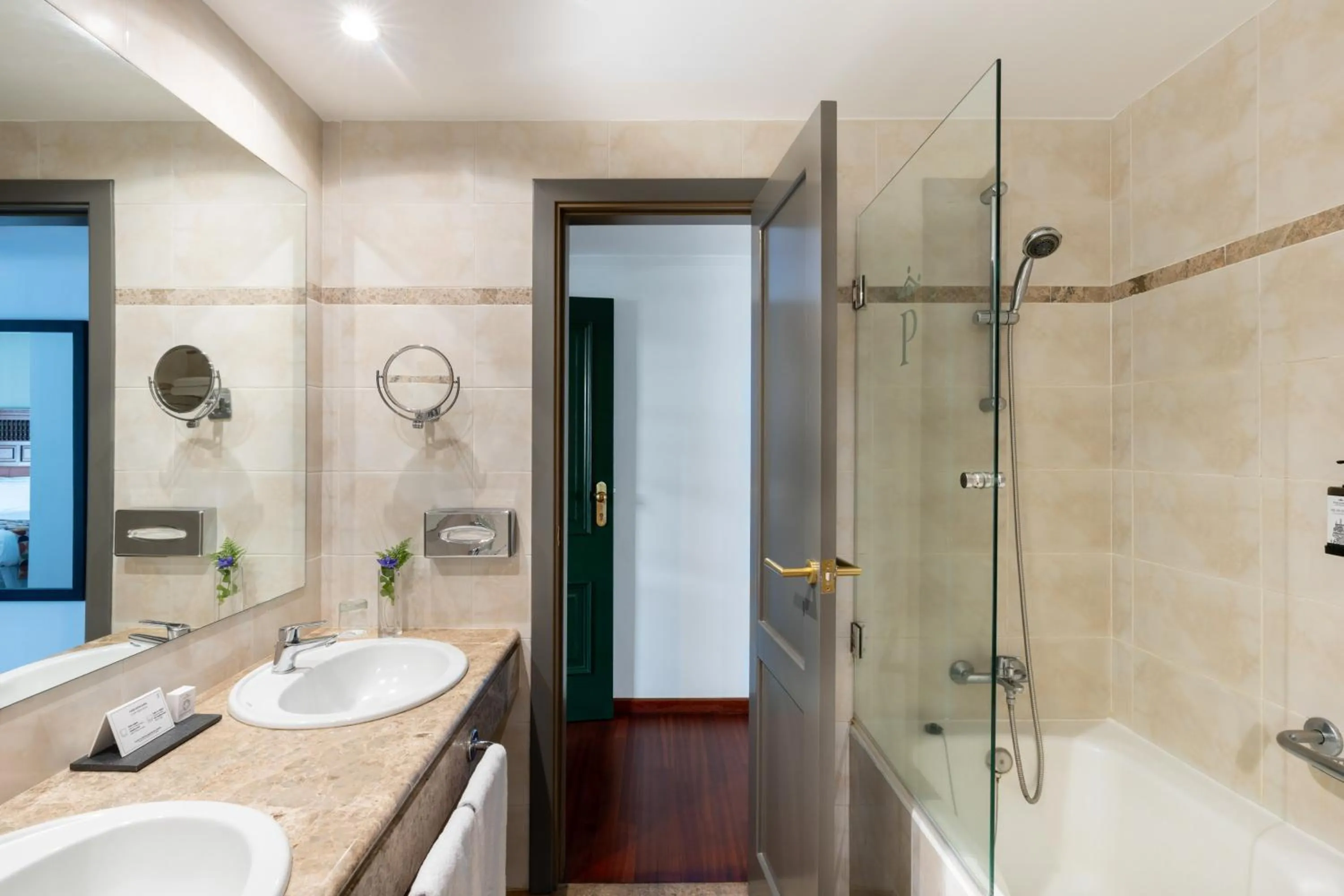 Bathroom in Parador de La Palma