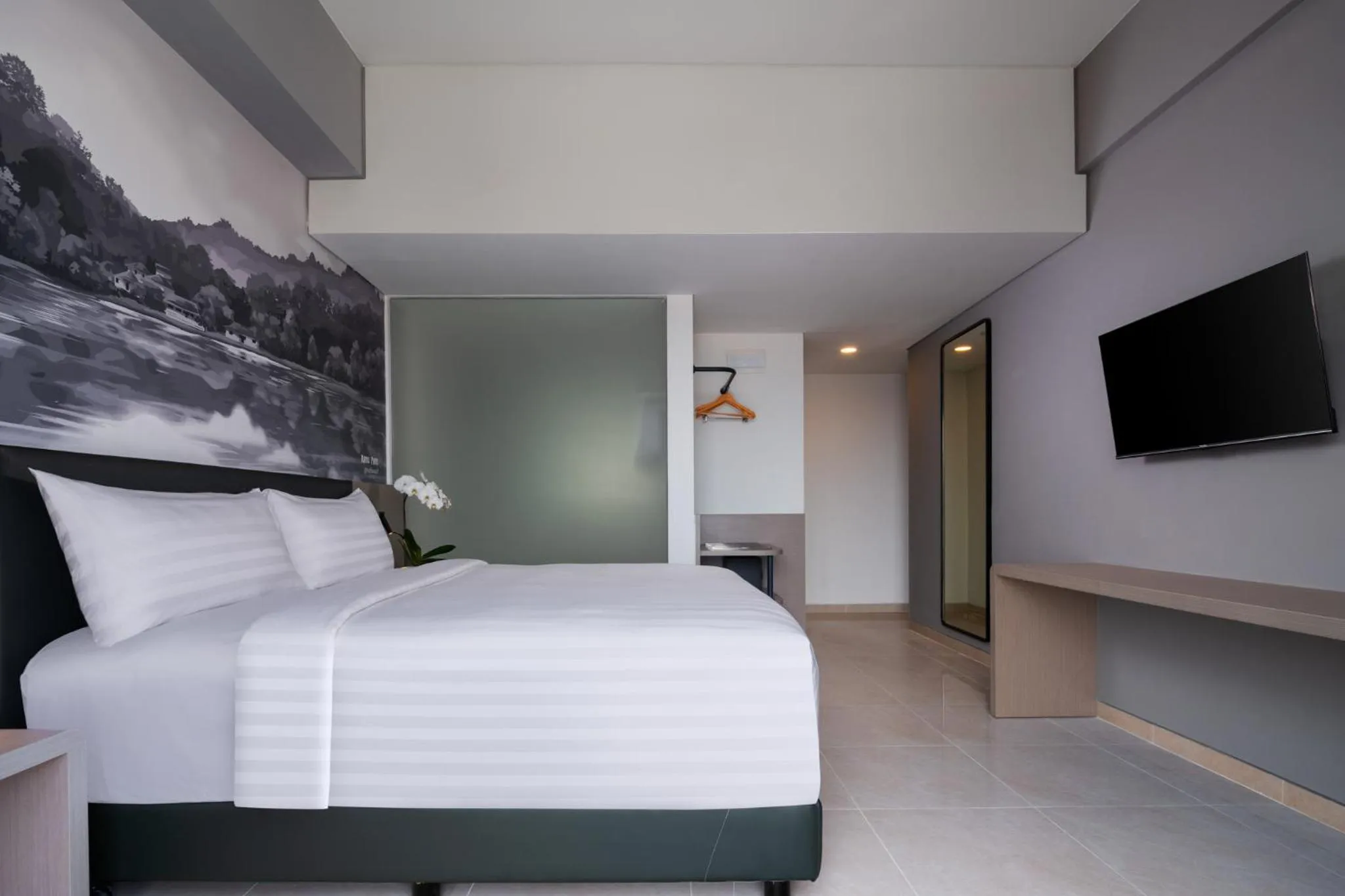 Bedroom, Bed in Aston Inn Lumajang - East Java