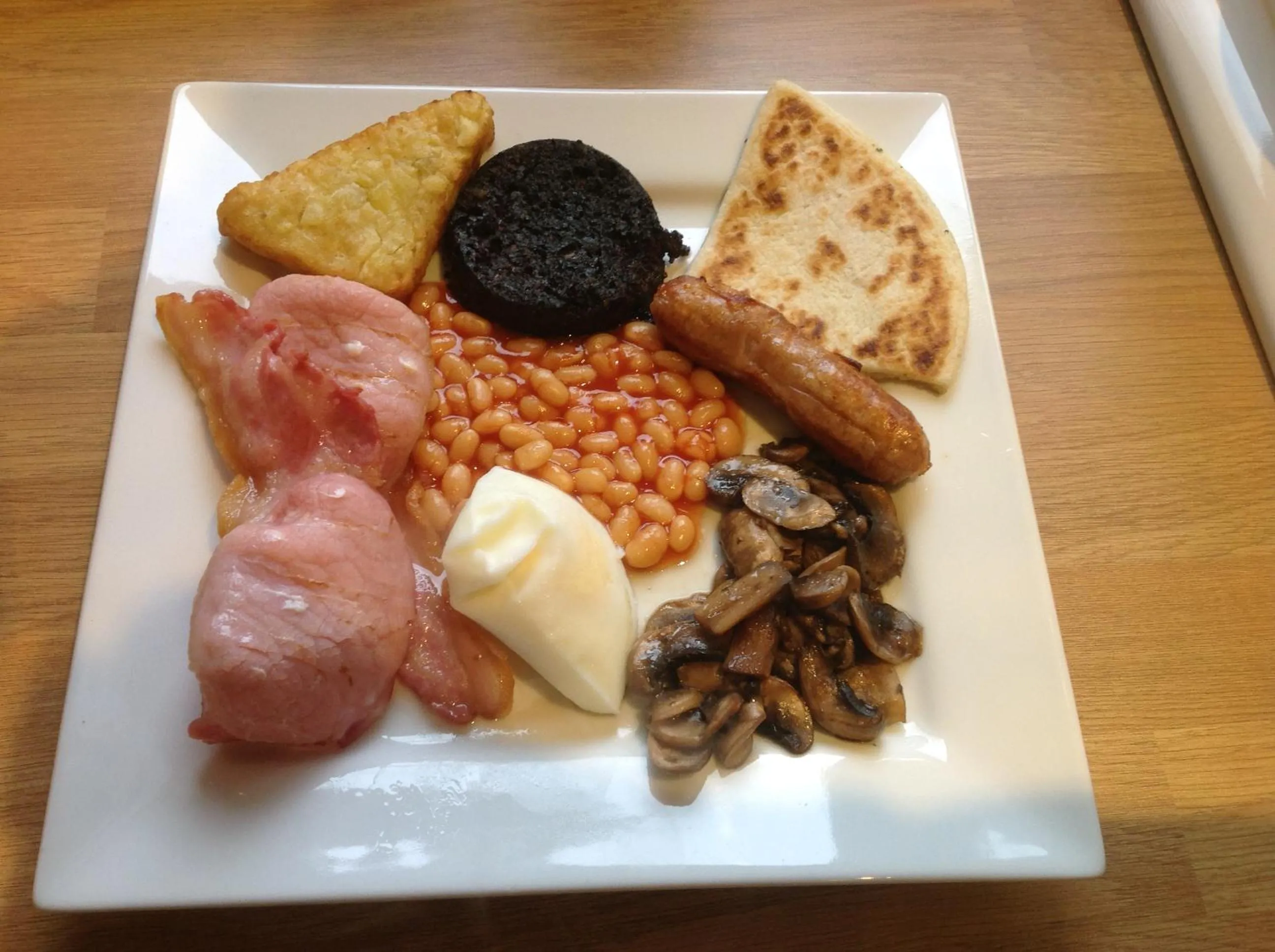 Breakfast in Beechwood Cottage B&B