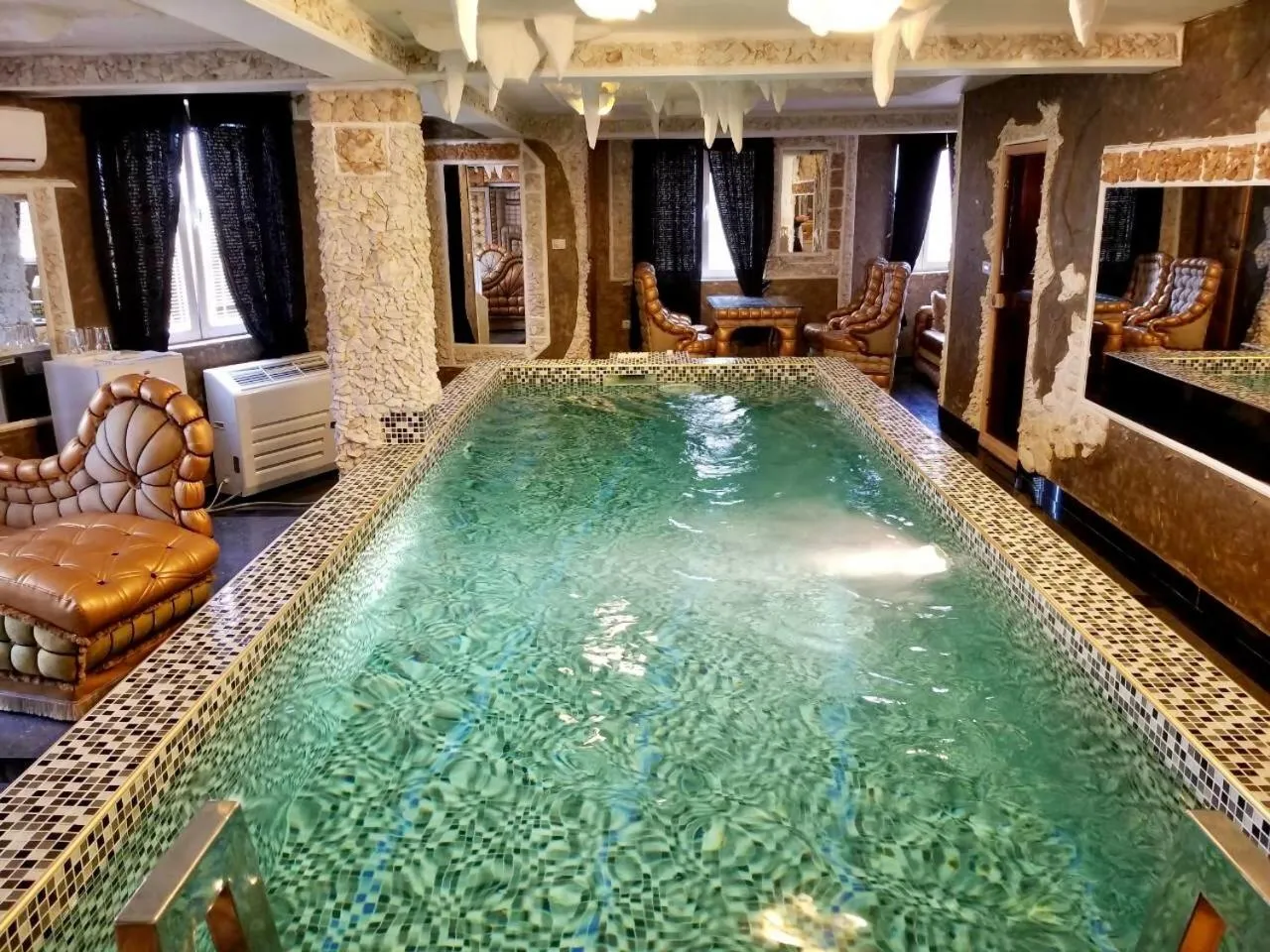 Bali Colosseum Hotel