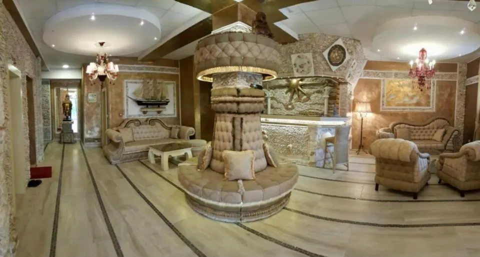 Bali Colosseum Hotel