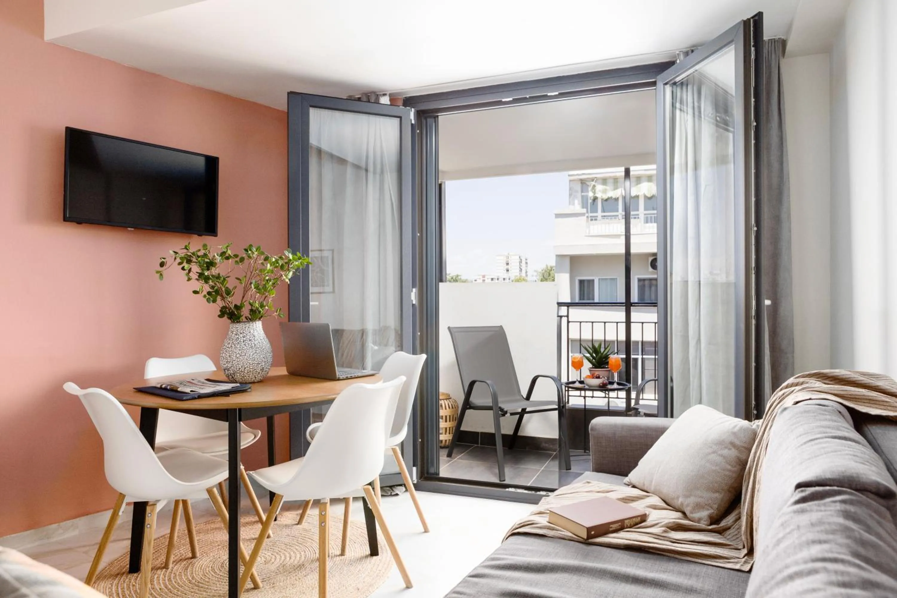 TV and multimedia in AEONS - Hotelia Hospitality Group