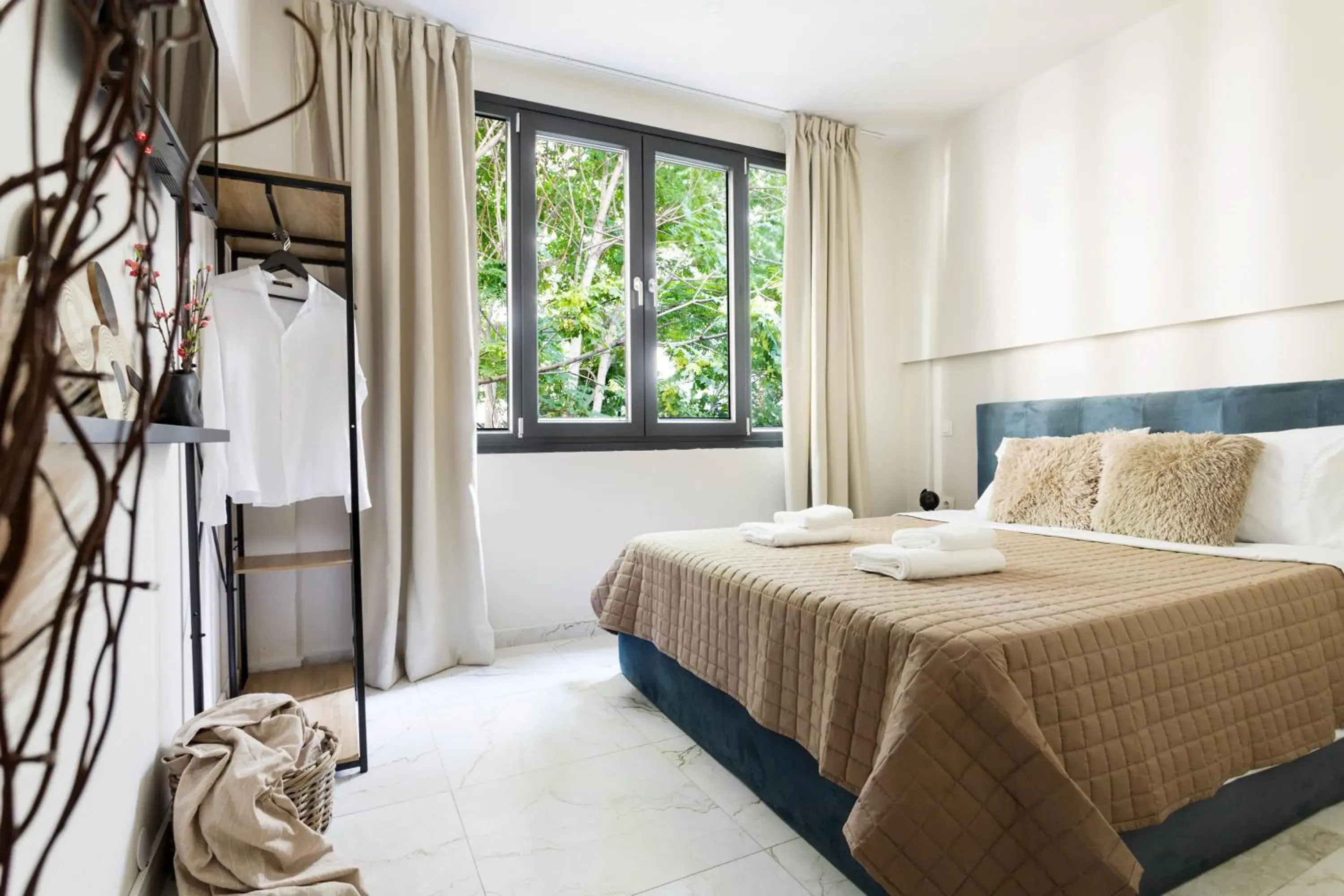 One-Bedroom Apartment with Garden in AEONS - Hotelia Hospitality Group One-Bedroom Apartment with Garden in AEONS - Hotelia Hospitality Group