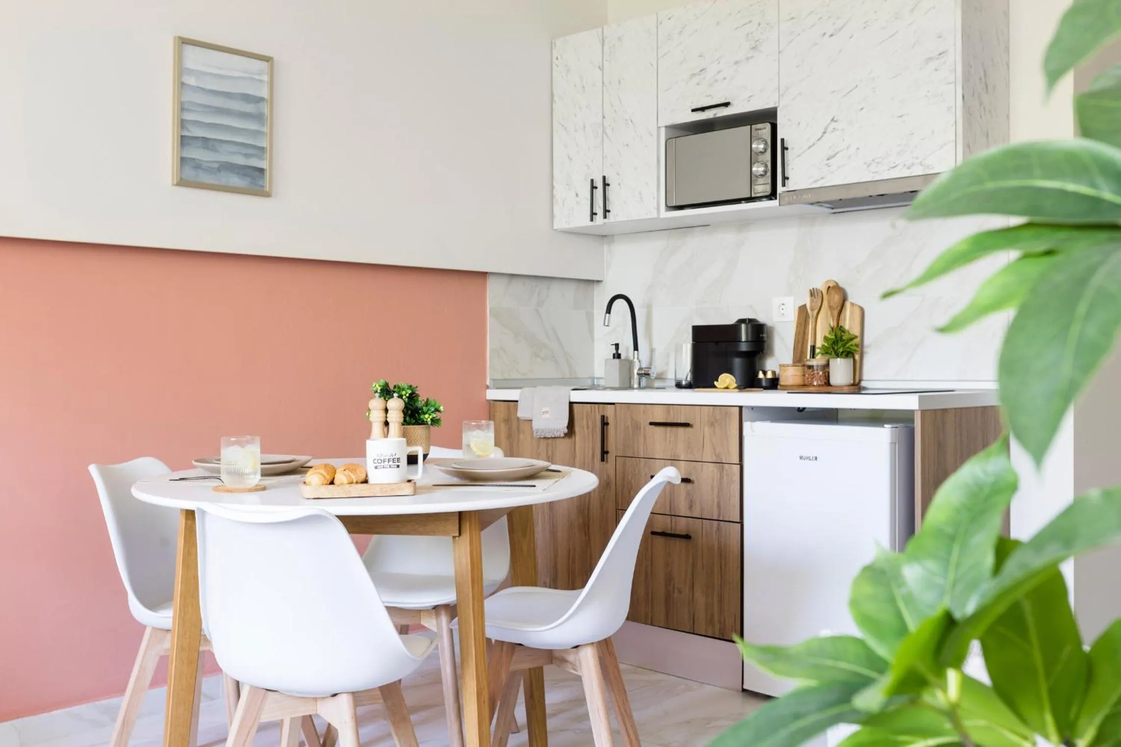Coffee/tea facilities in AEONS - Hotelia Hospitality Group