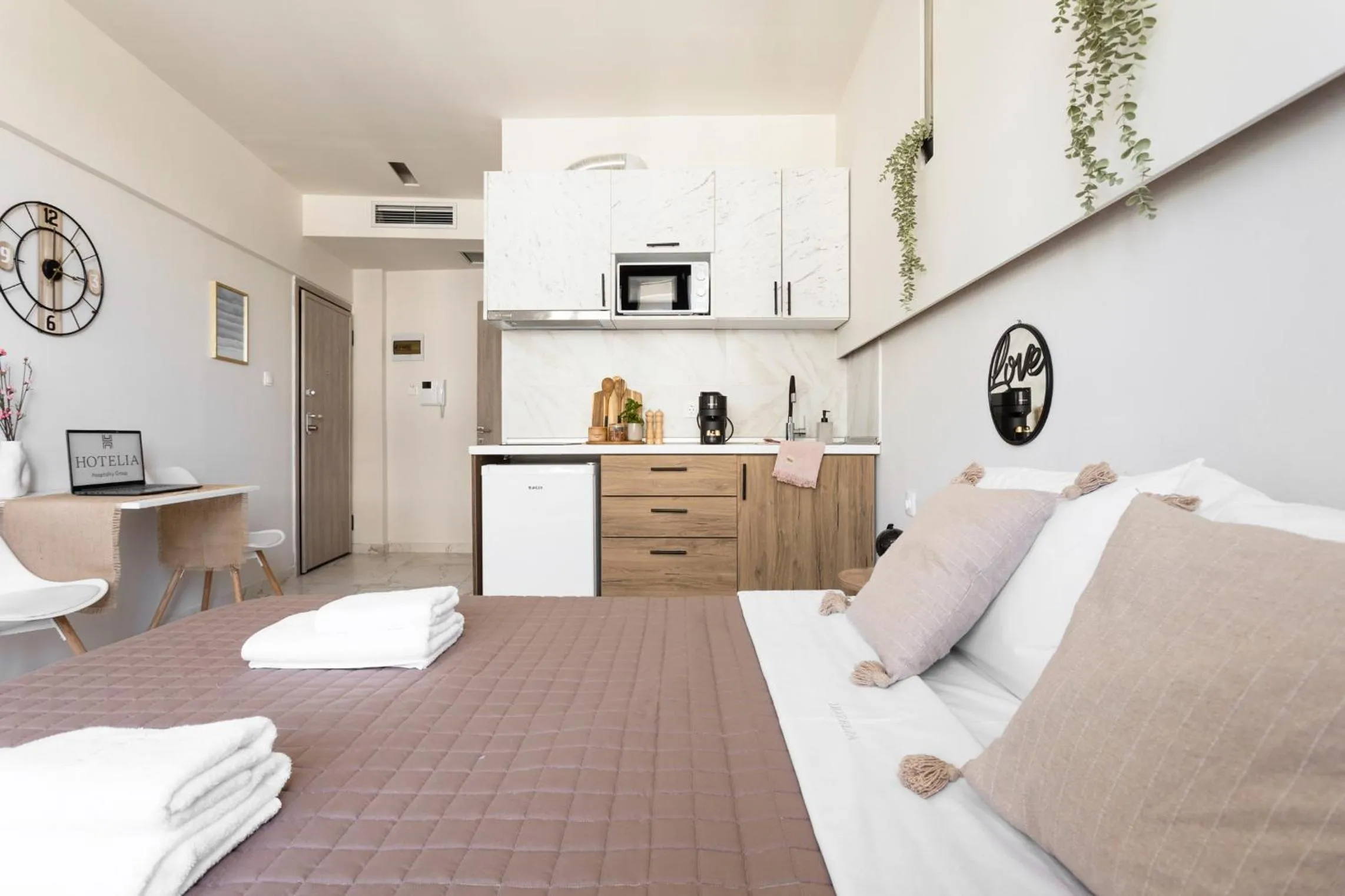 Bed in AEONS - Hotelia Hospitality Group