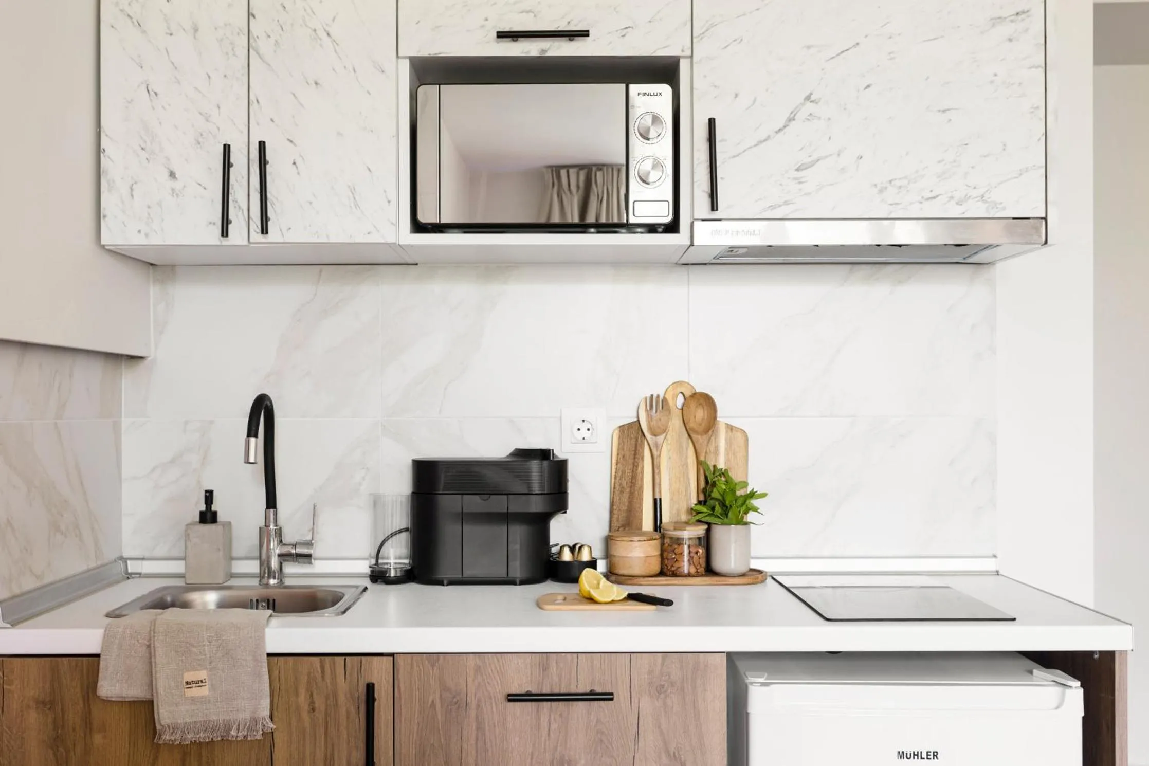 Coffee/tea facilities in AEONS - Hotelia Hospitality Group