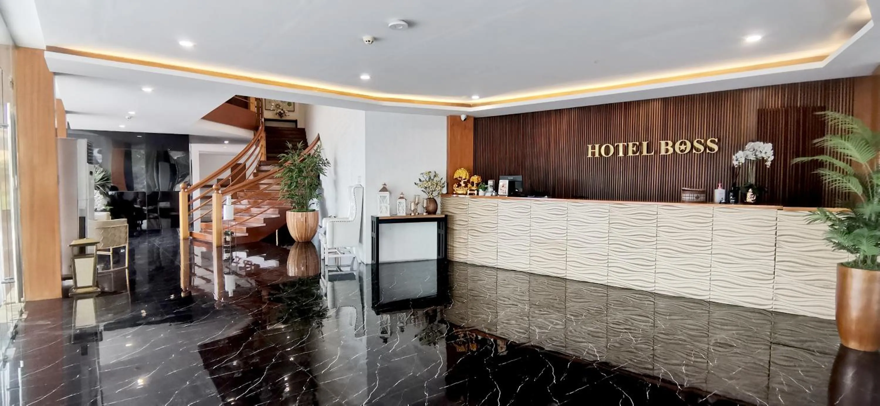 Lobby or reception in Palette in Angeles Pampanga near Clark International Airport Formerly Boss Hotel