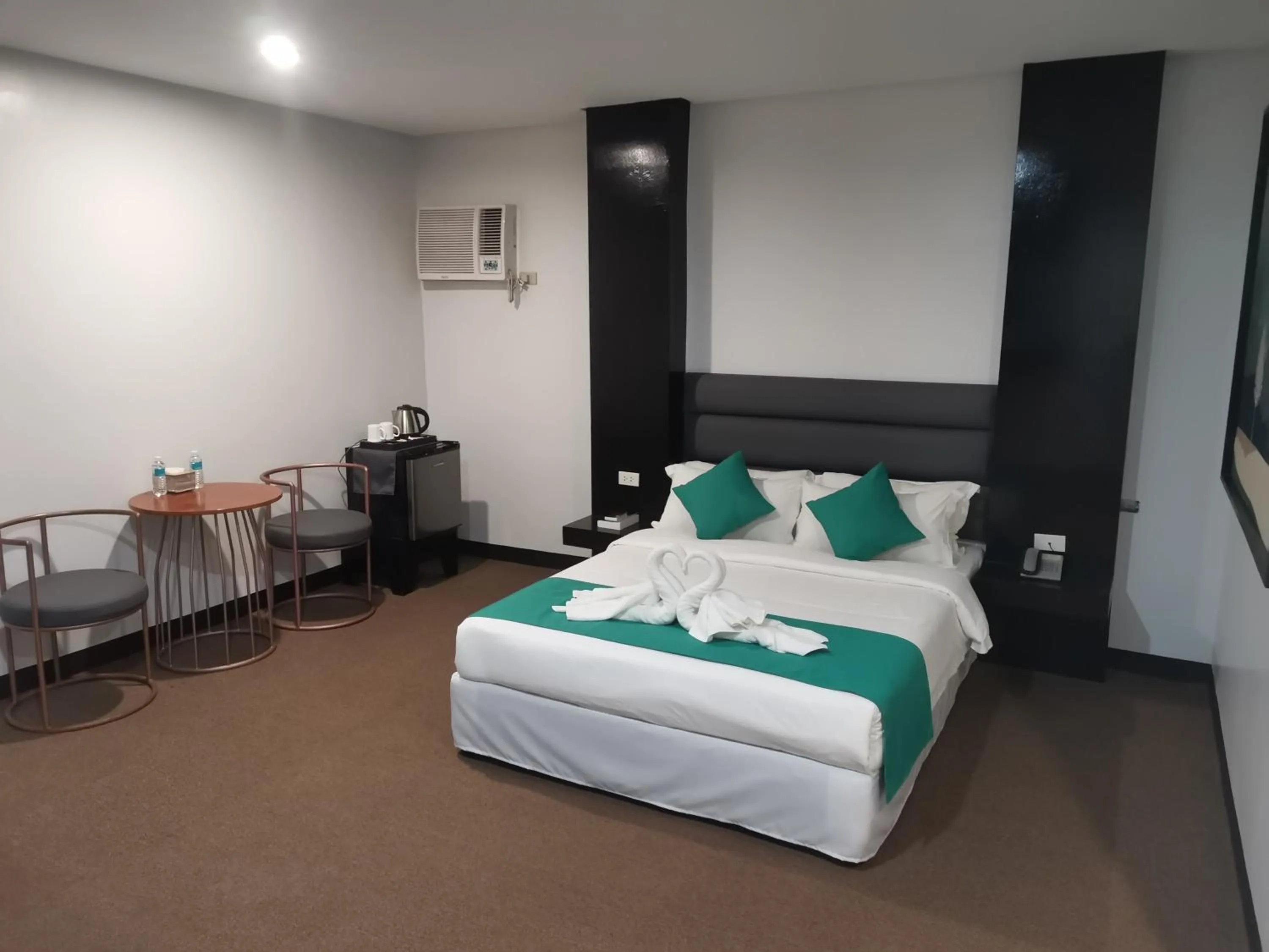 Bedroom, Bed in Palette in Angeles Pampanga near Clark International Airport Formerly Boss Hotel