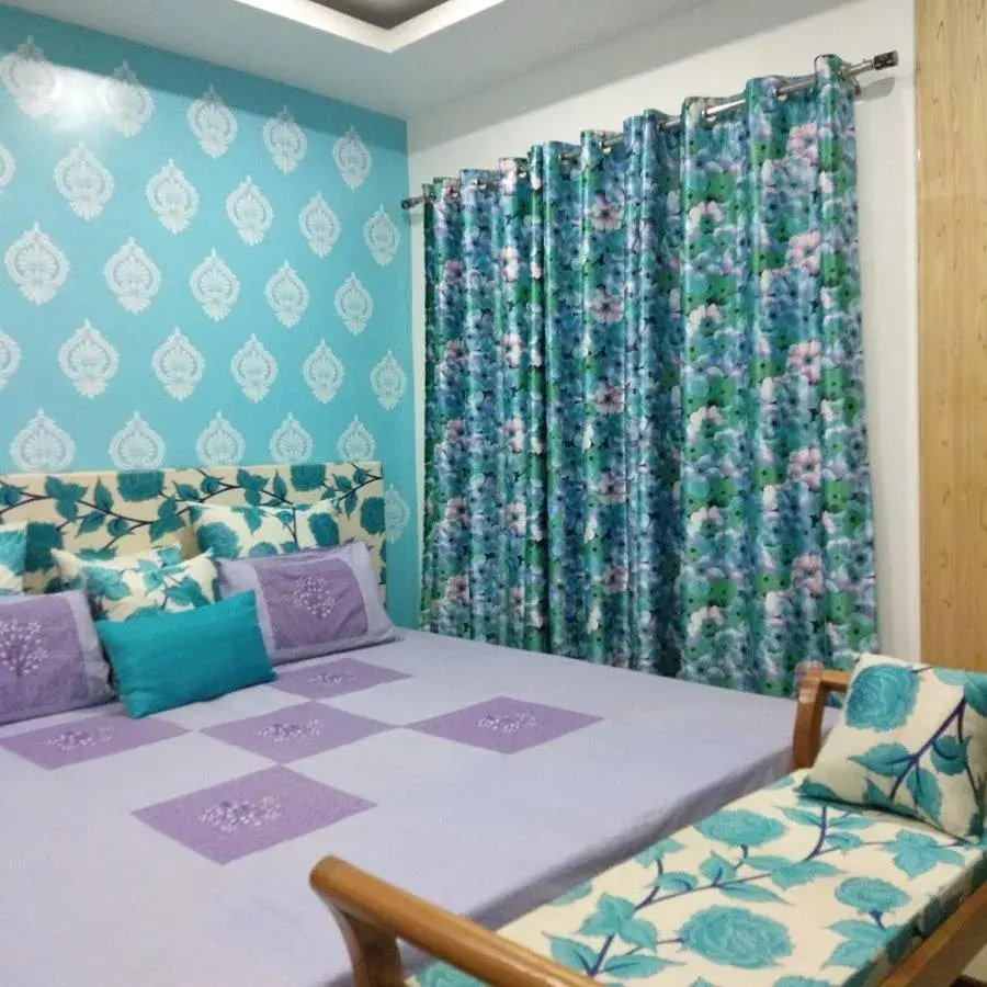 Deluxe Double Room - single occupancy in 172 LBS - A Boutique Guest House Deluxe Double Room - single occupancy in 172 LBS - A Boutique Guest House