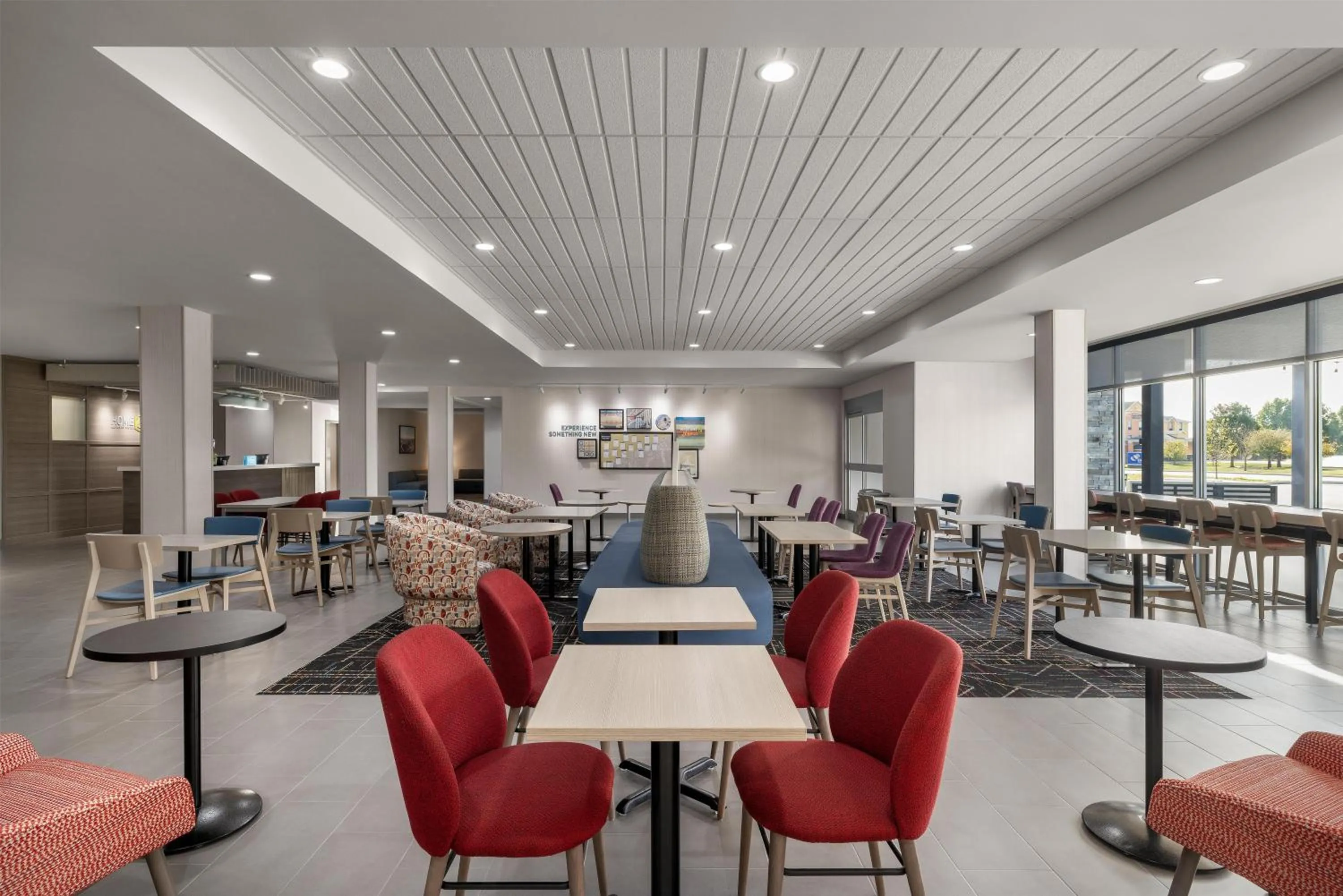 Lobby or reception in Home2 Suites By Hilton Muncie